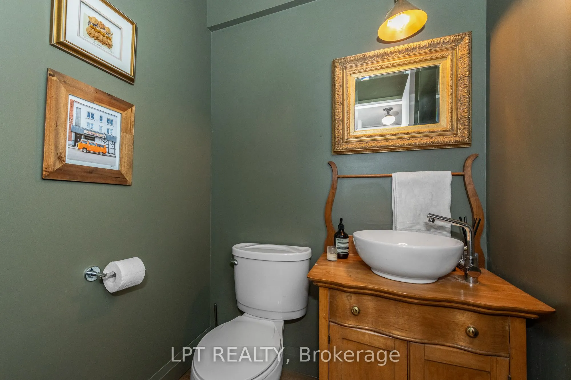 2080 OGILVIE Road #7J