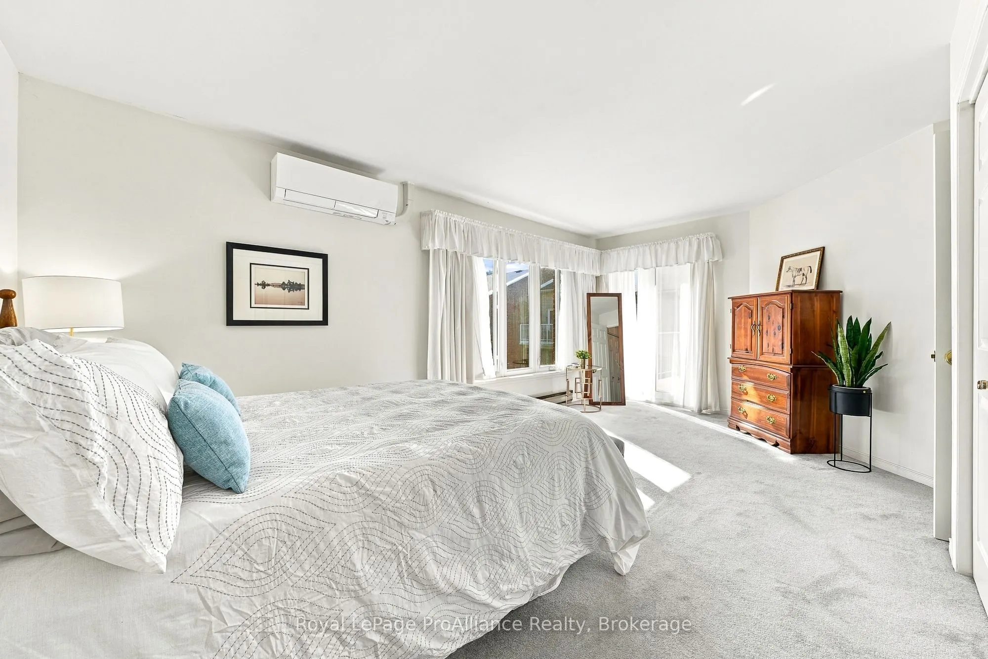179 Herchimer Avenue #10