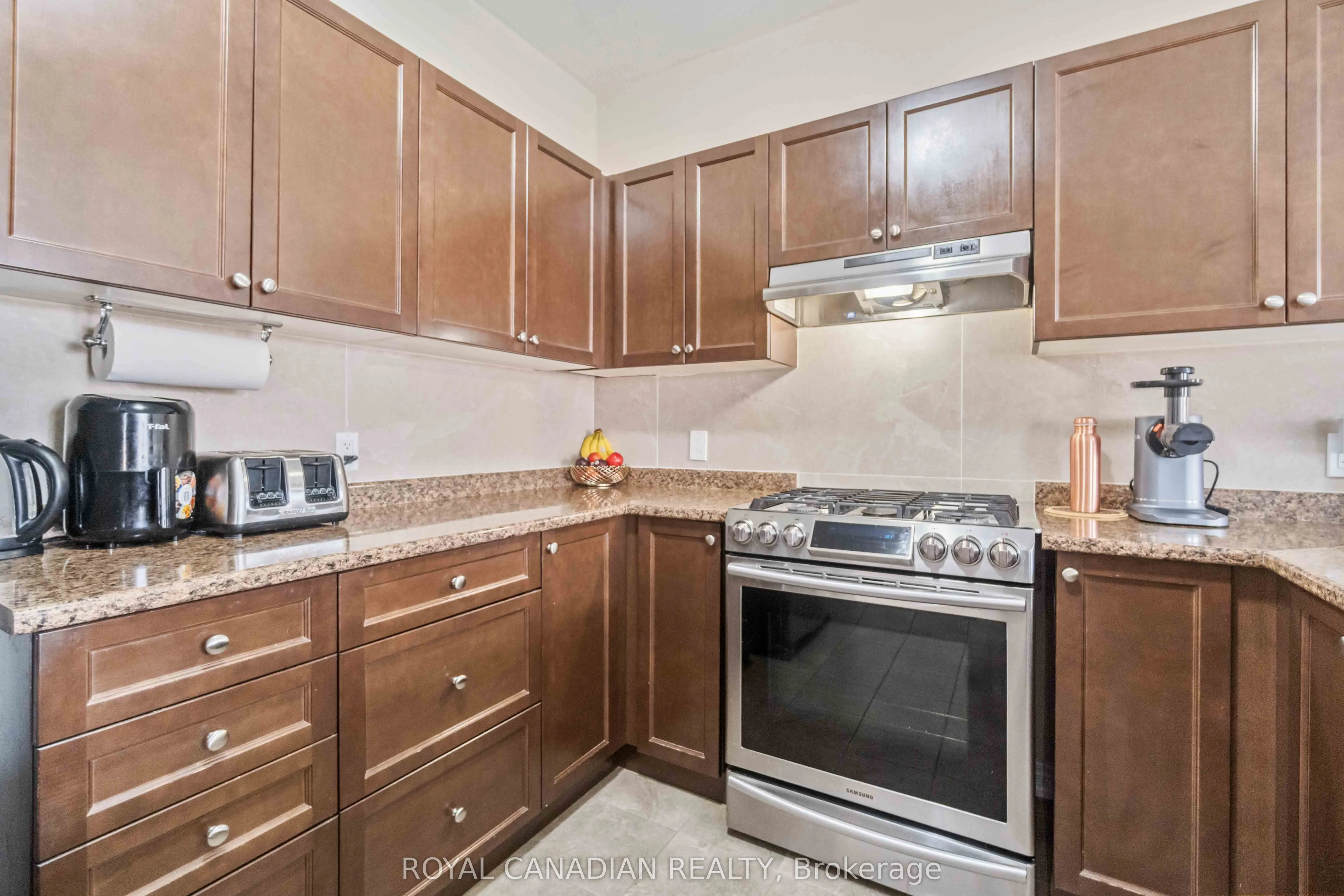 92 Bethune Avenue
