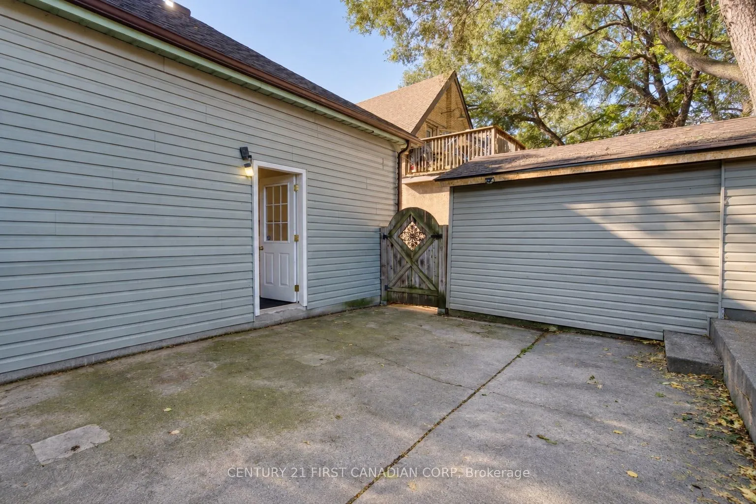 682 PRINCESS Avenue