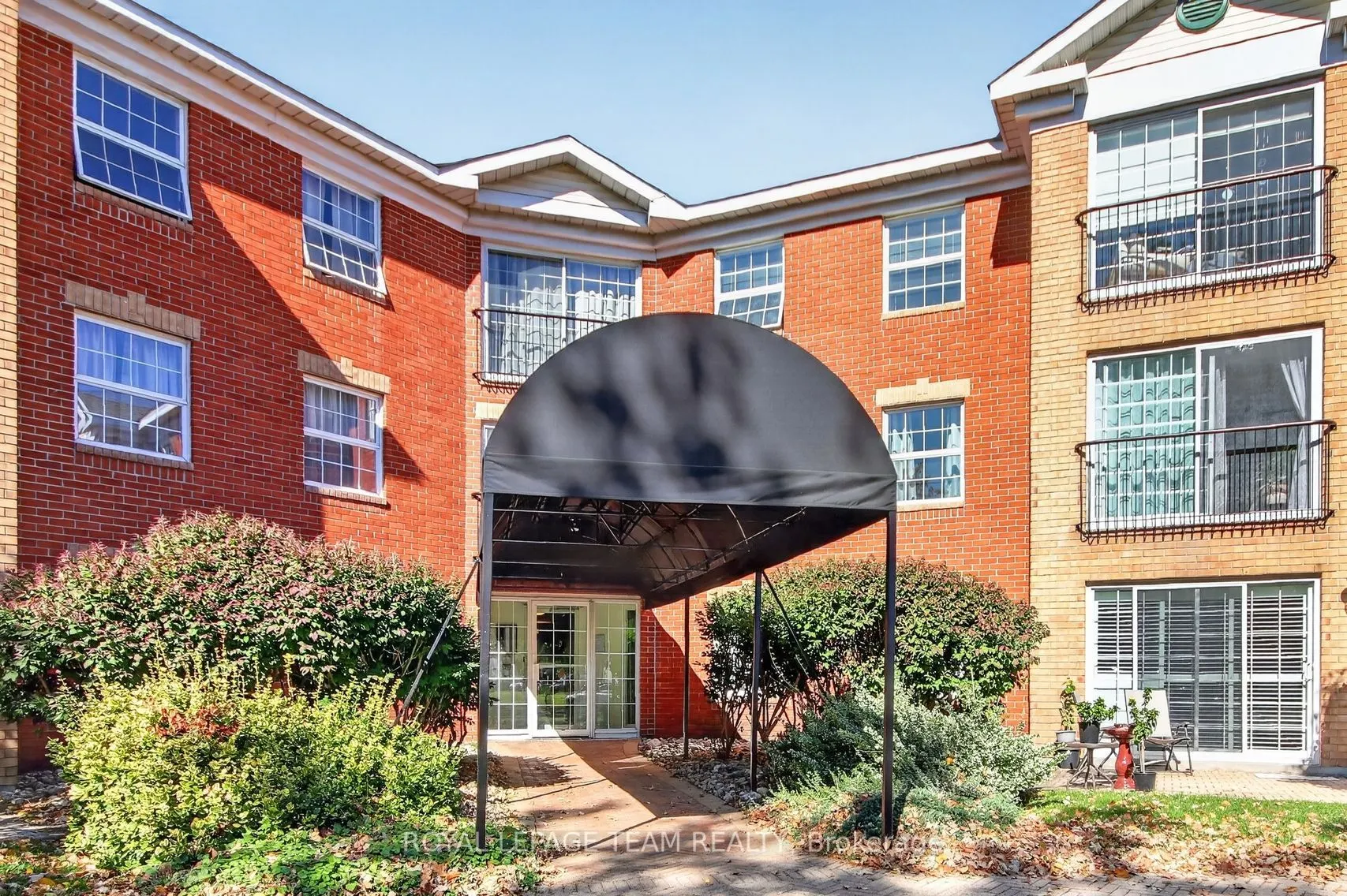 40 Pearl Street #201