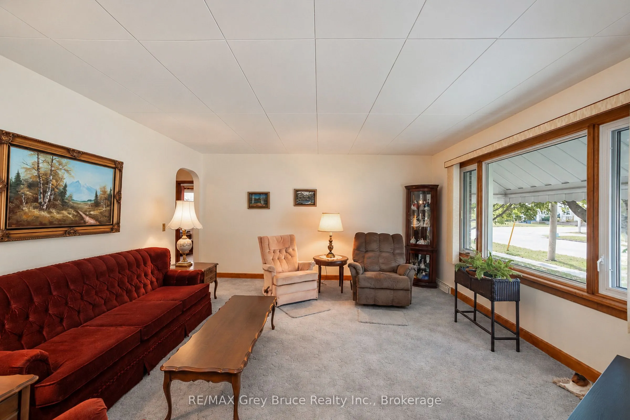 1195 4th Avenue W