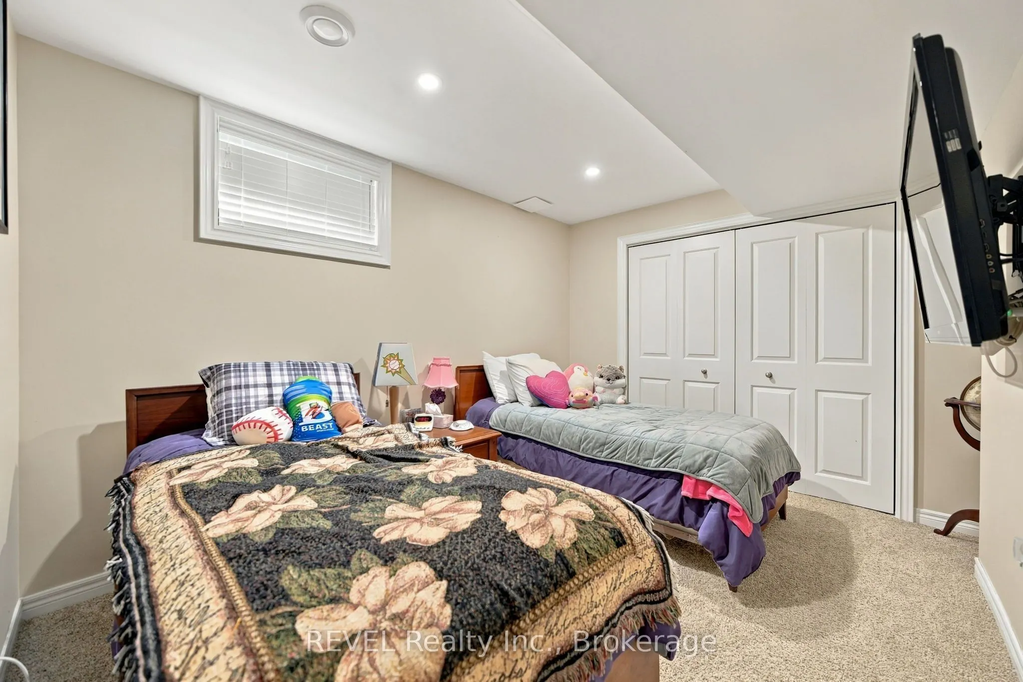 2504 Marinelli Drive