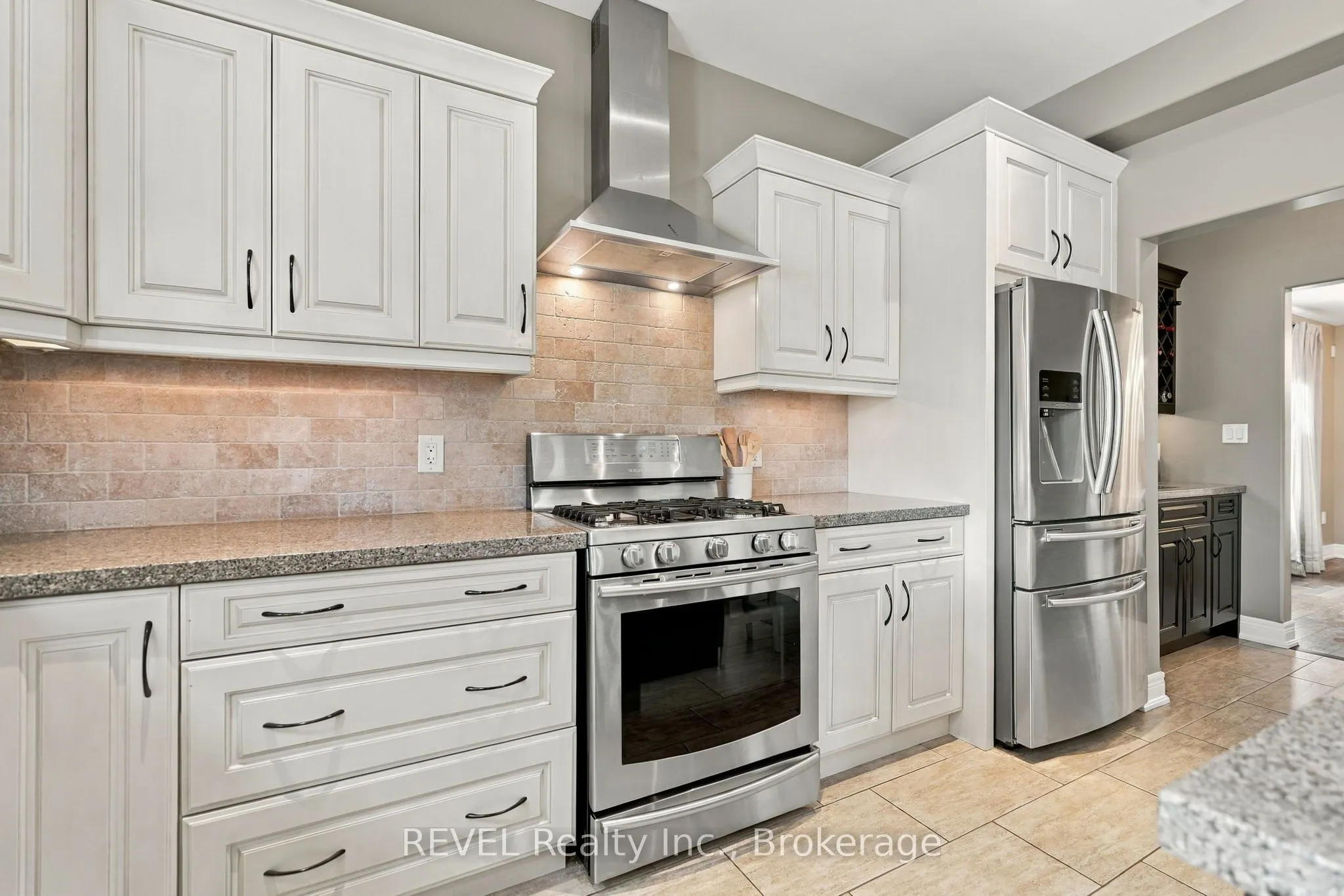 2504 Marinelli Drive