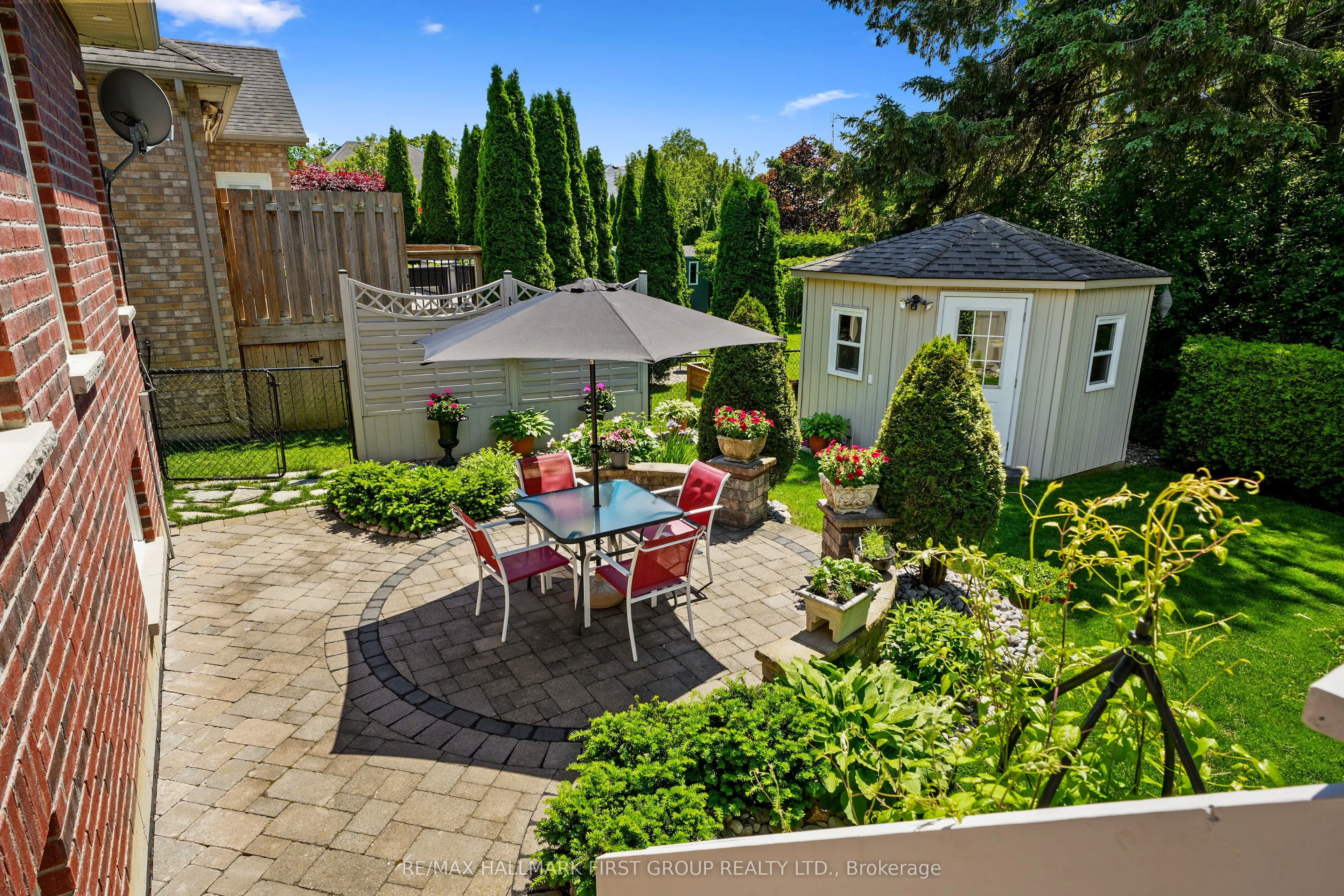 489 Foote Crescent