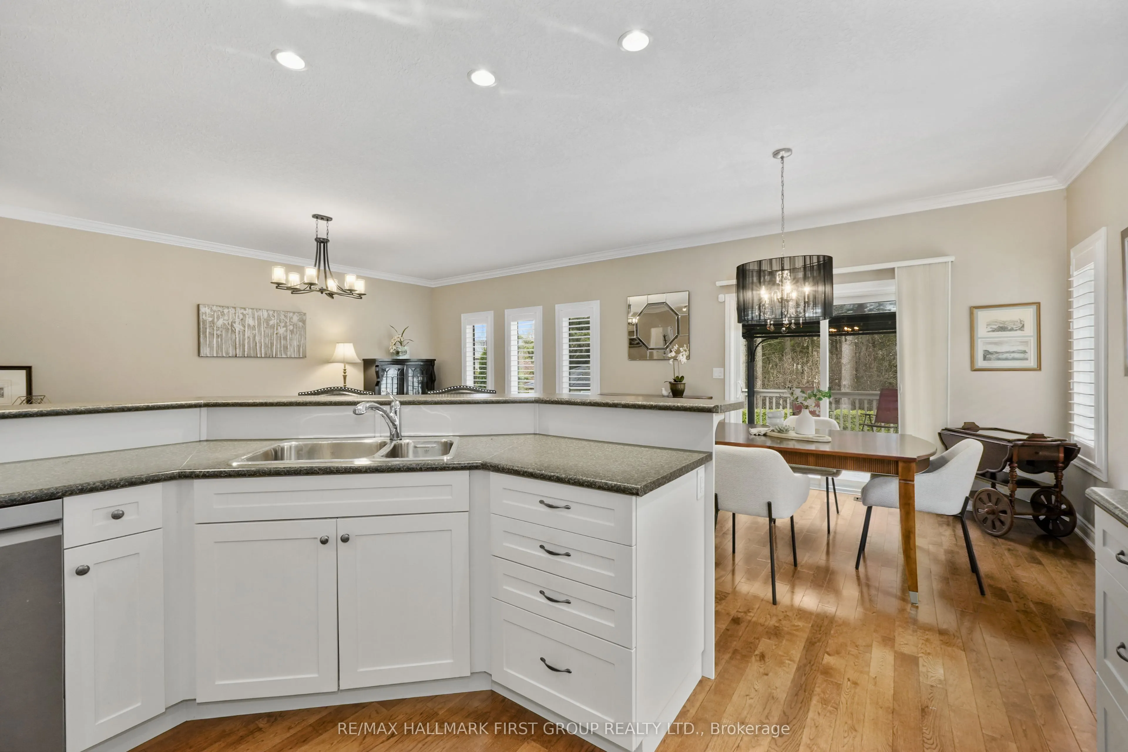 489 Foote Crescent