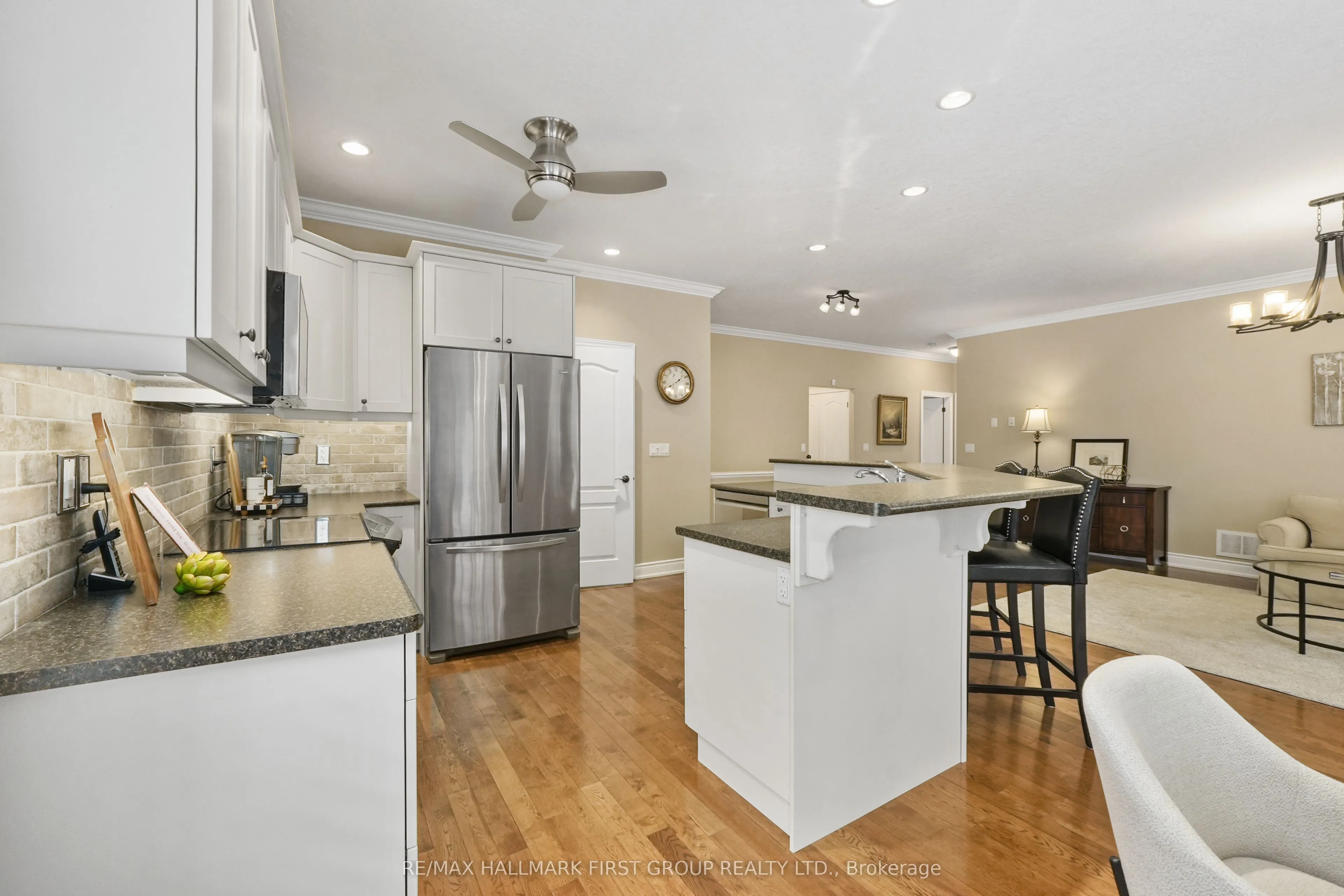 489 Foote Crescent