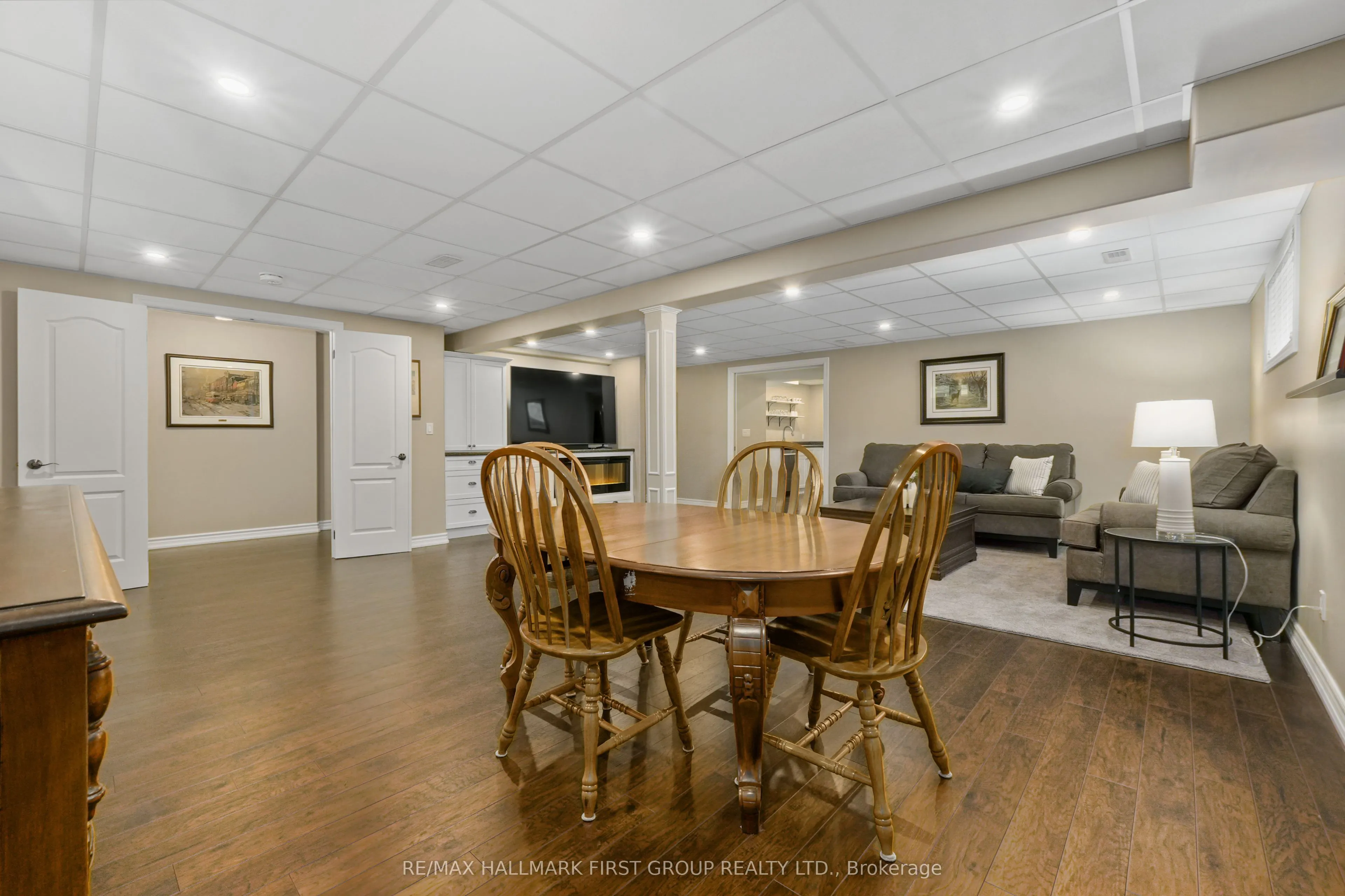 489 Foote Crescent