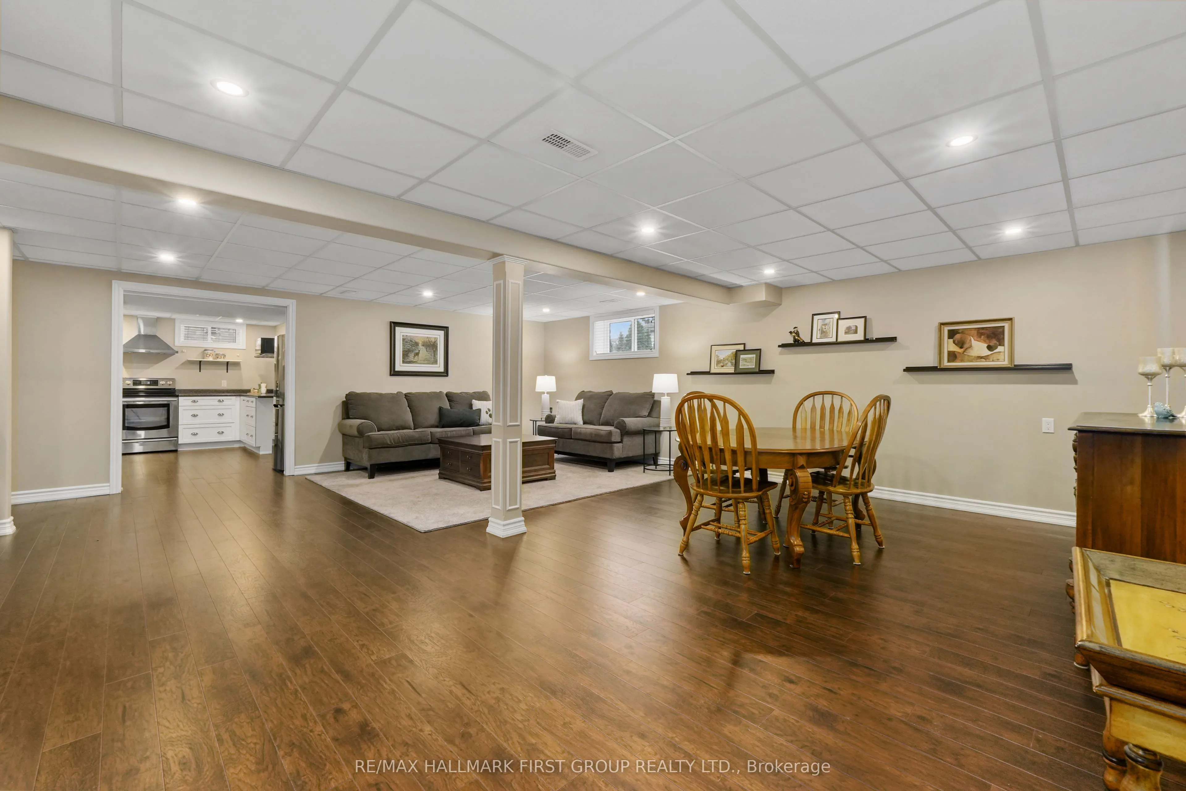 489 Foote Crescent