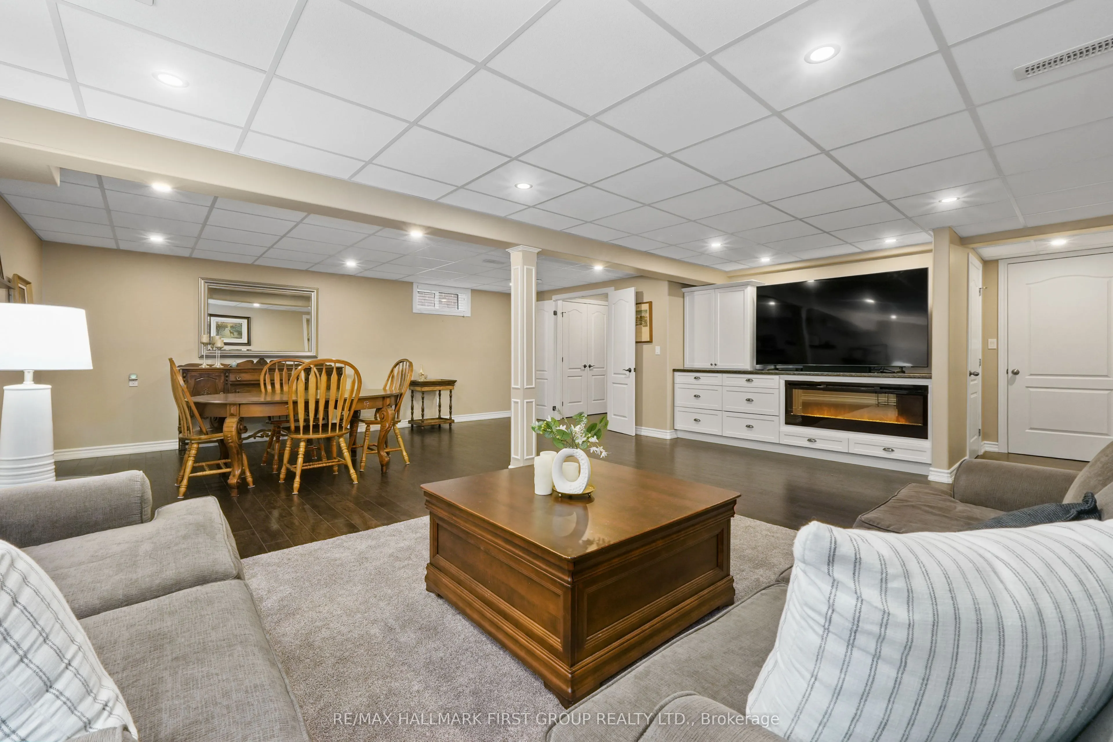 489 Foote Crescent