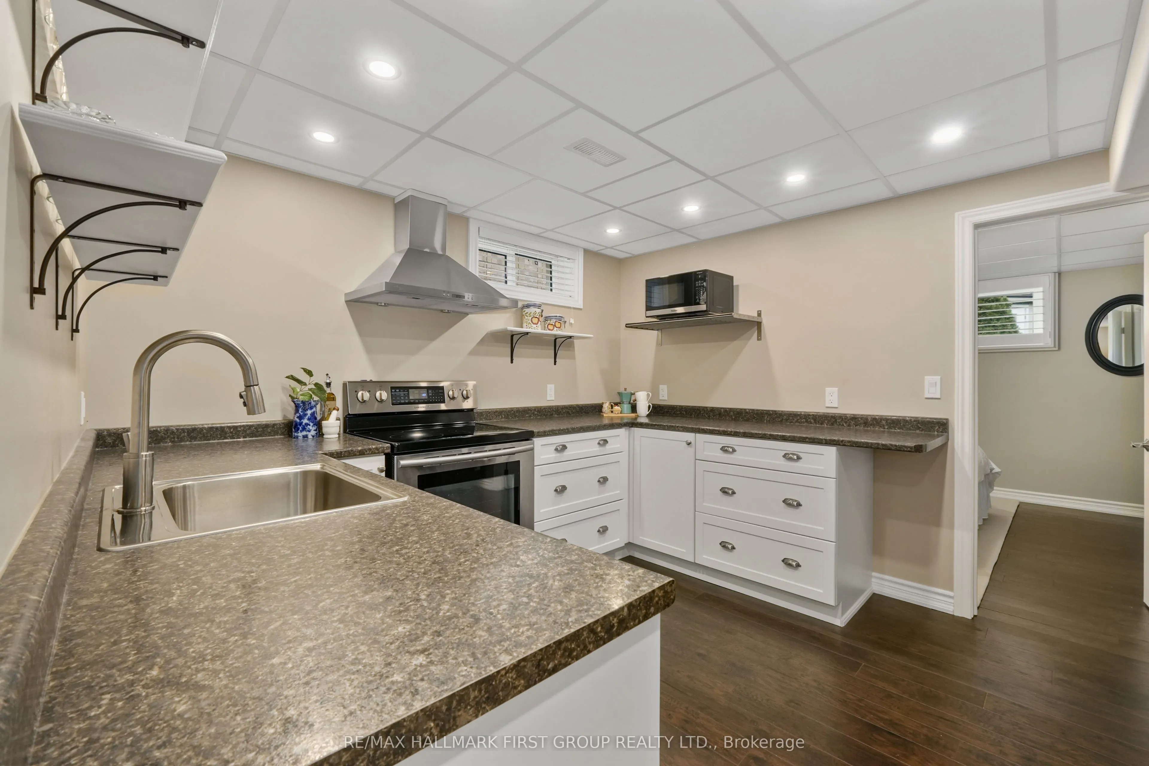 489 Foote Crescent