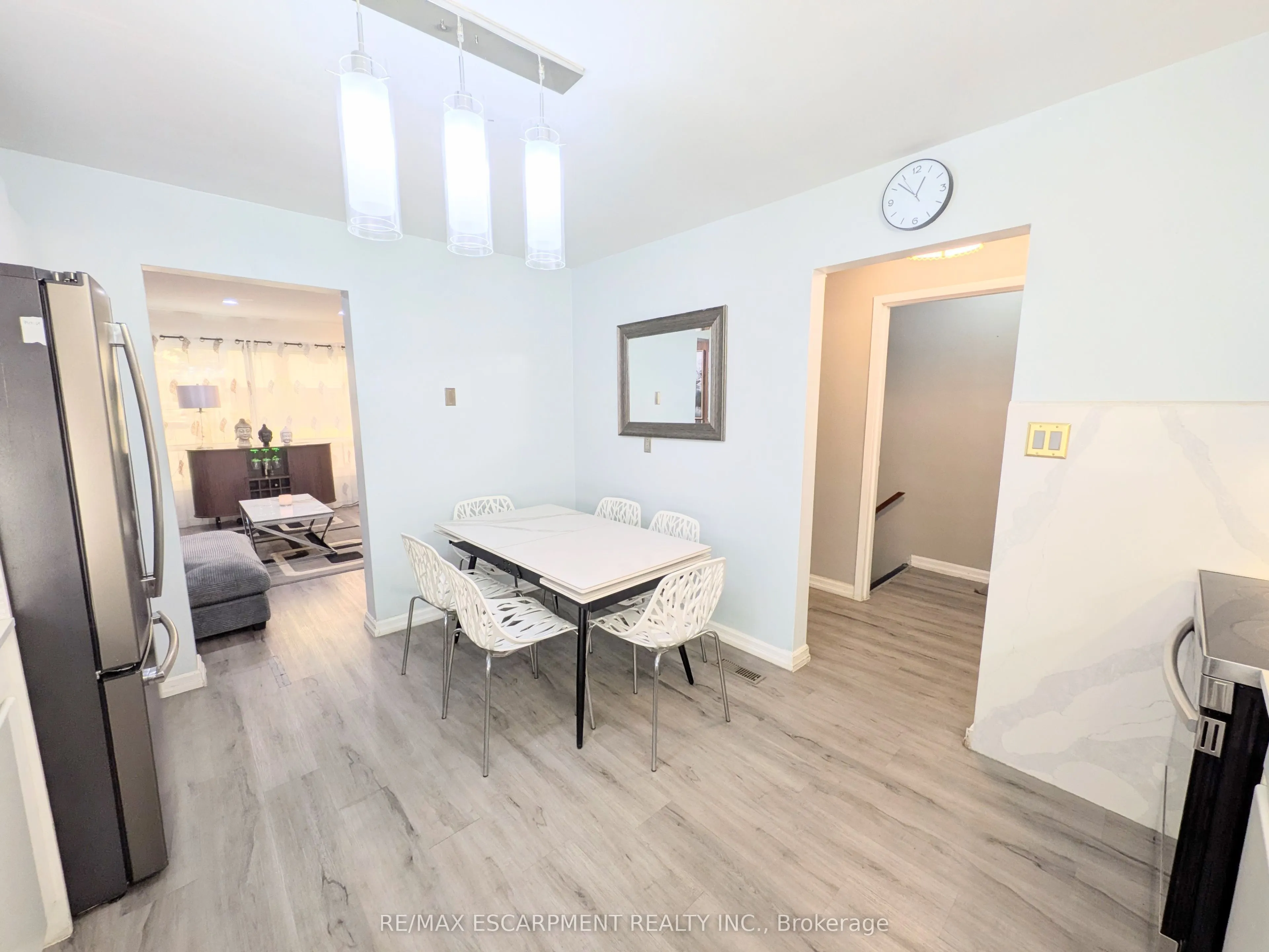 22 RIVERDALE Drive #1