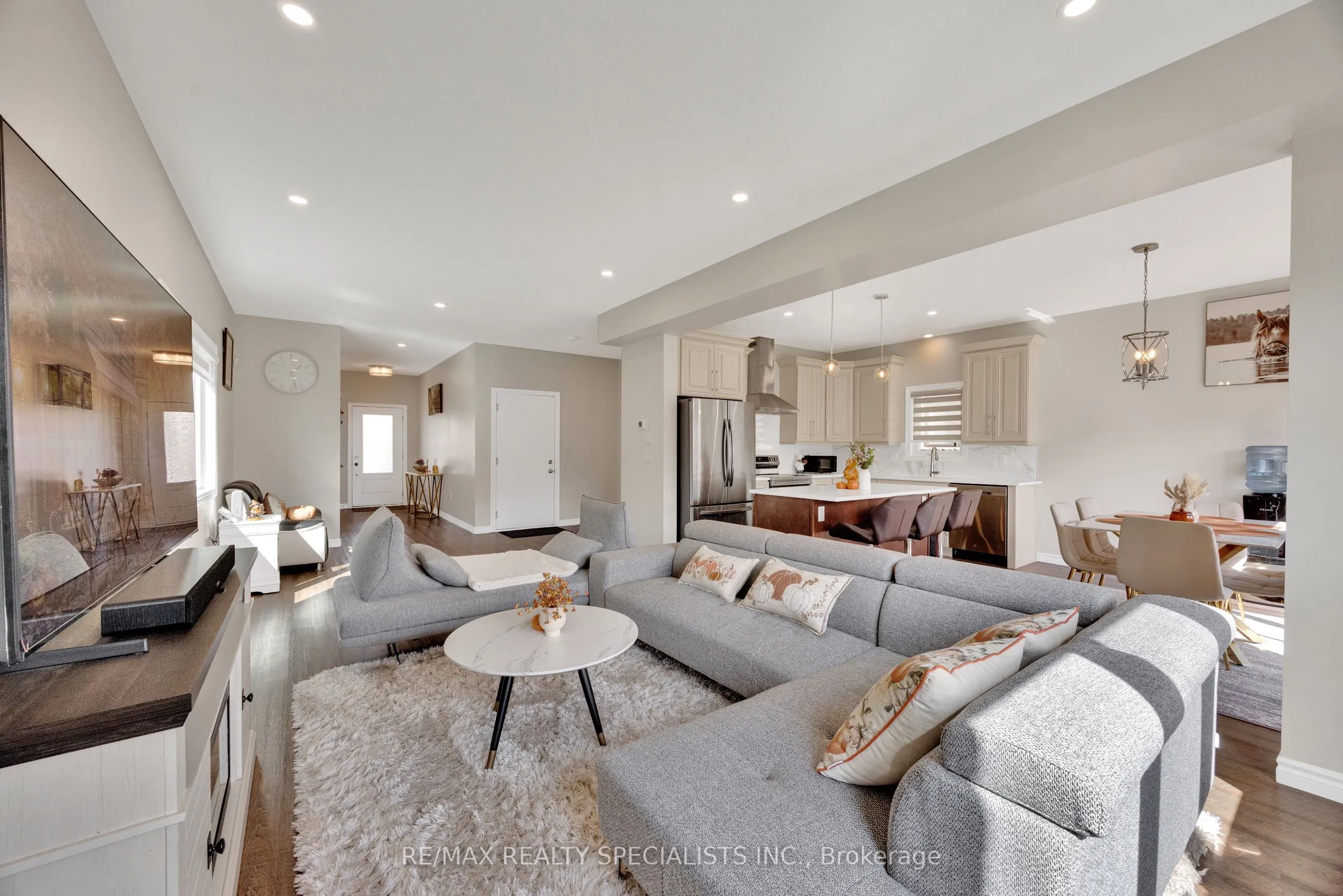 3600 Earlston Crossing E