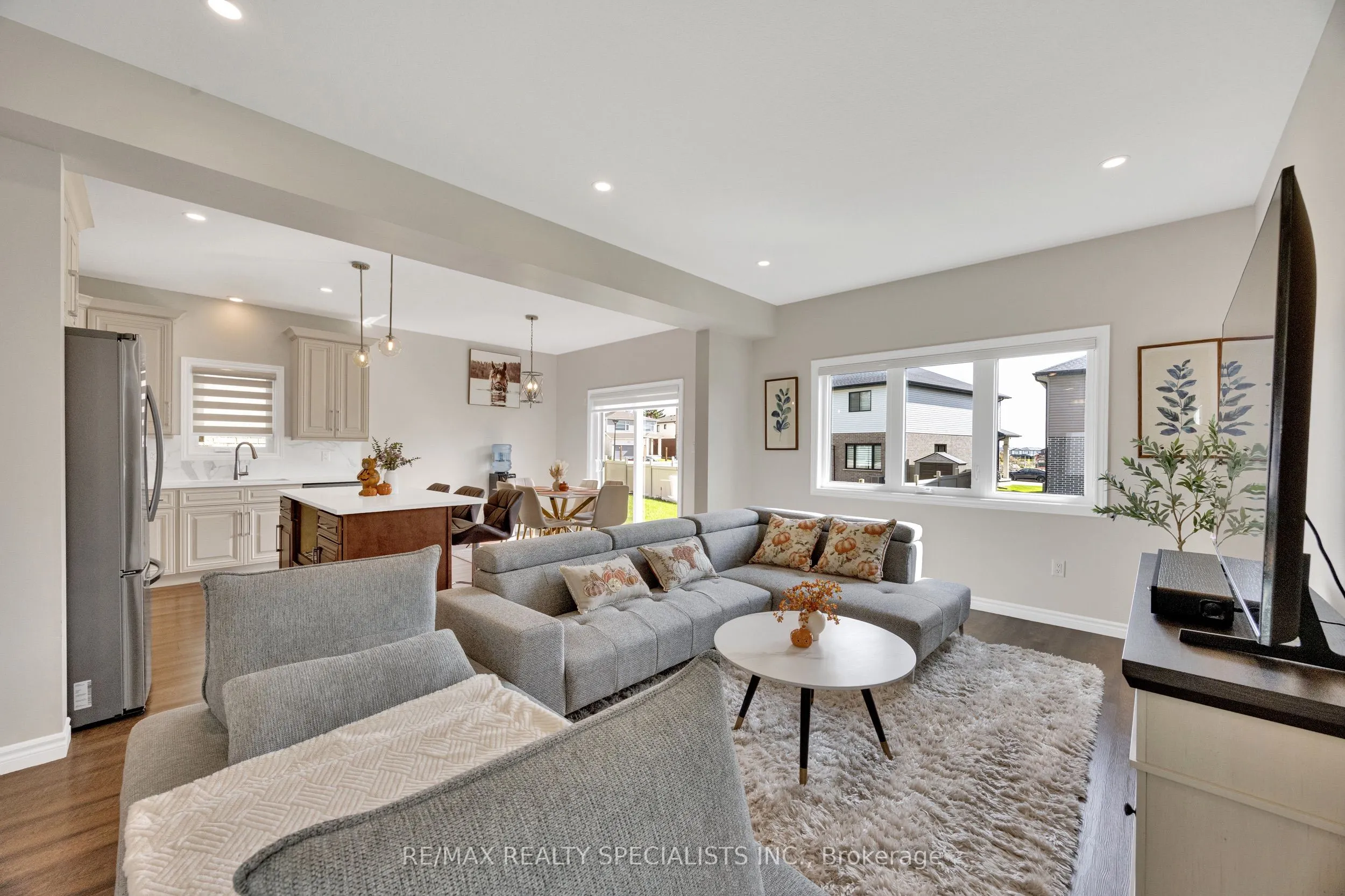 3600 Earlston Crossing E