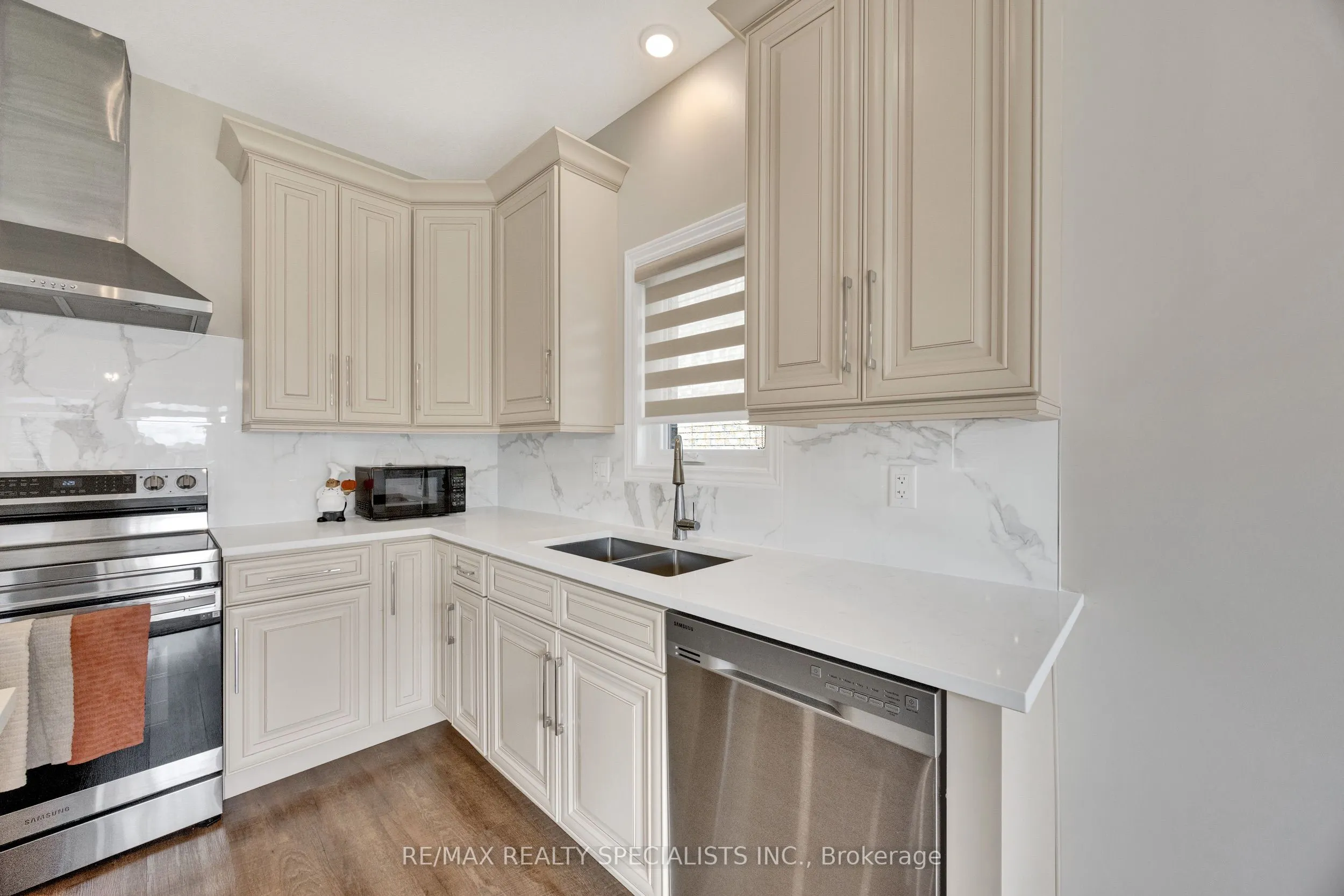 3600 Earlston Crossing E