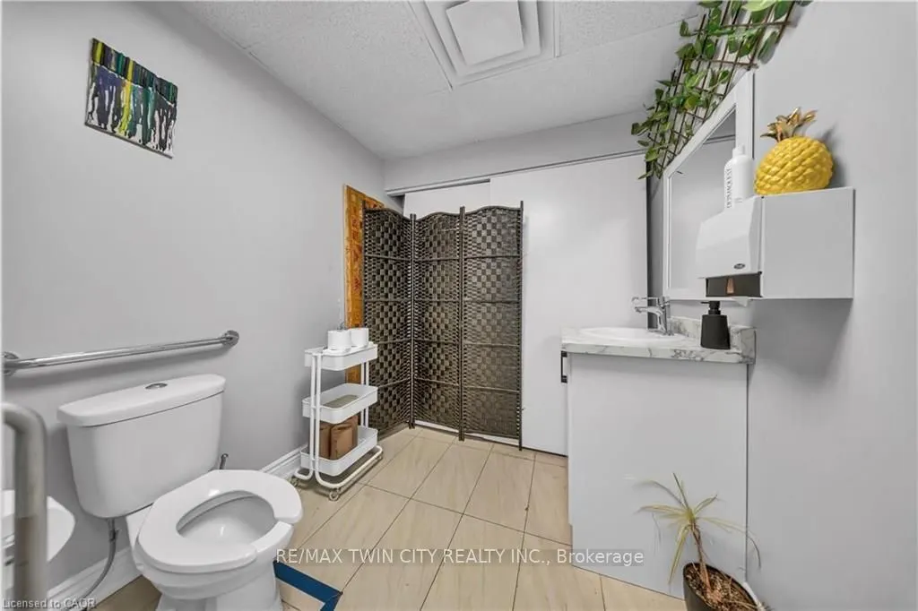 370 Eastbridge Boulevard #8