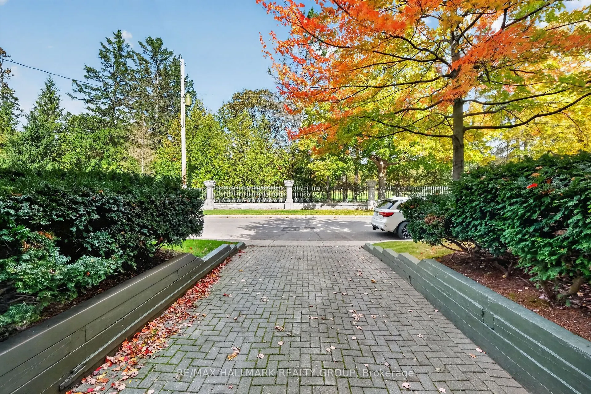121 Mackay Street #2