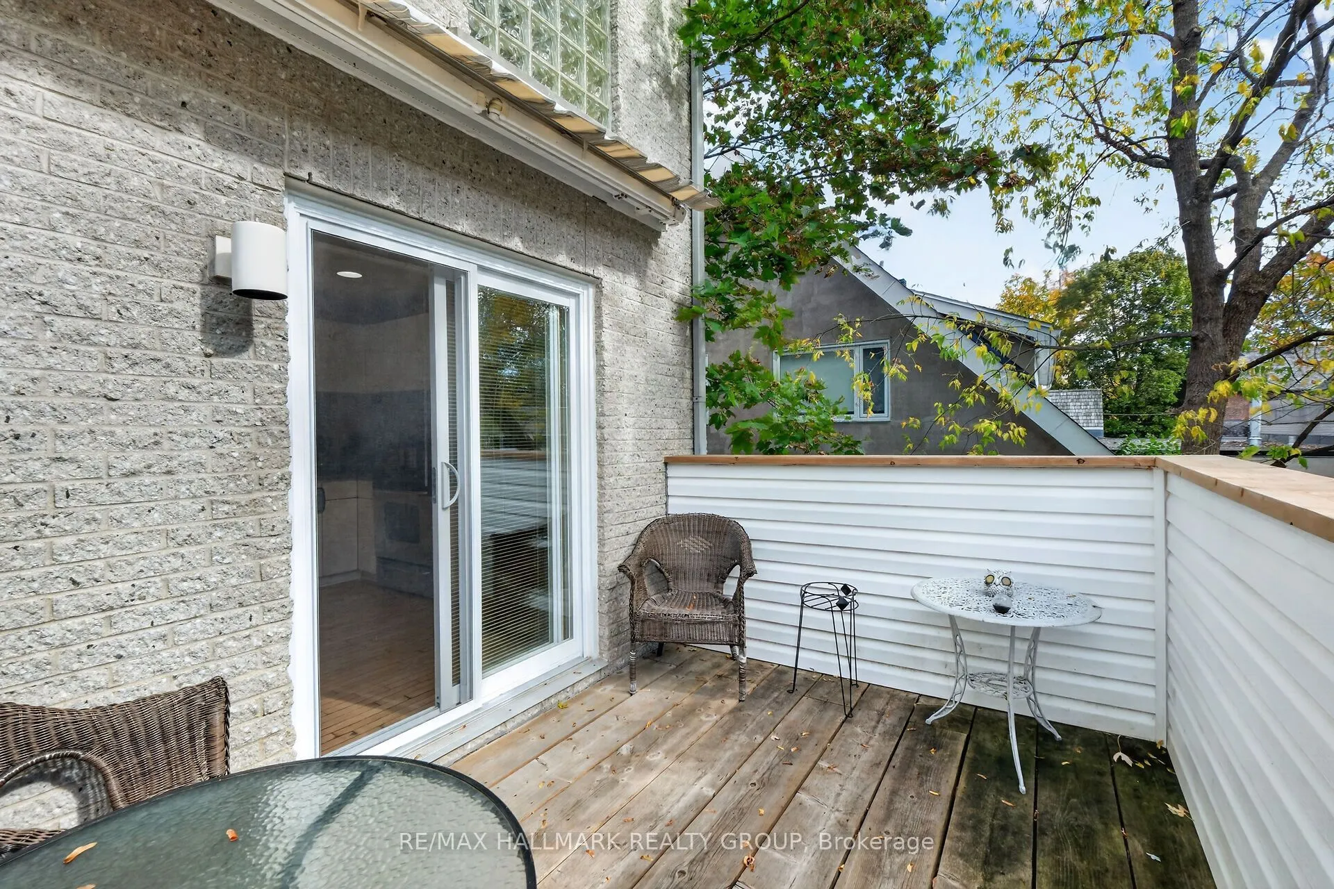 121 Mackay Street #2