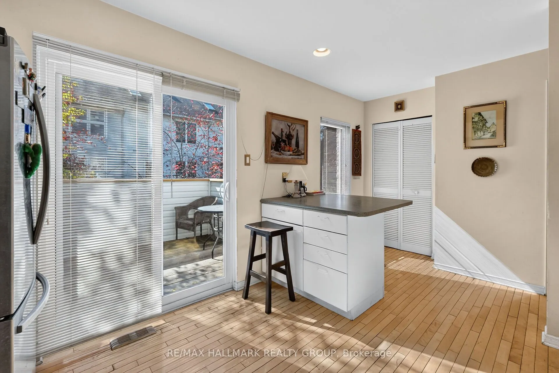 121 Mackay Street #2