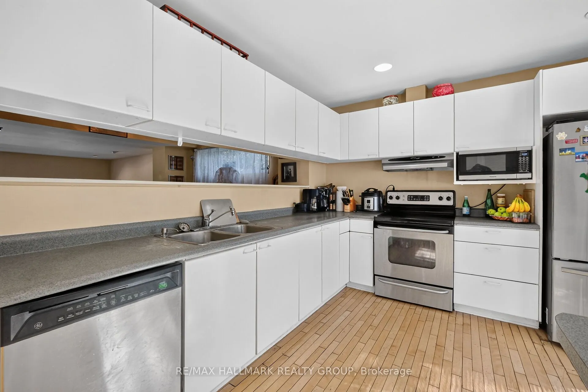 121 Mackay Street #2