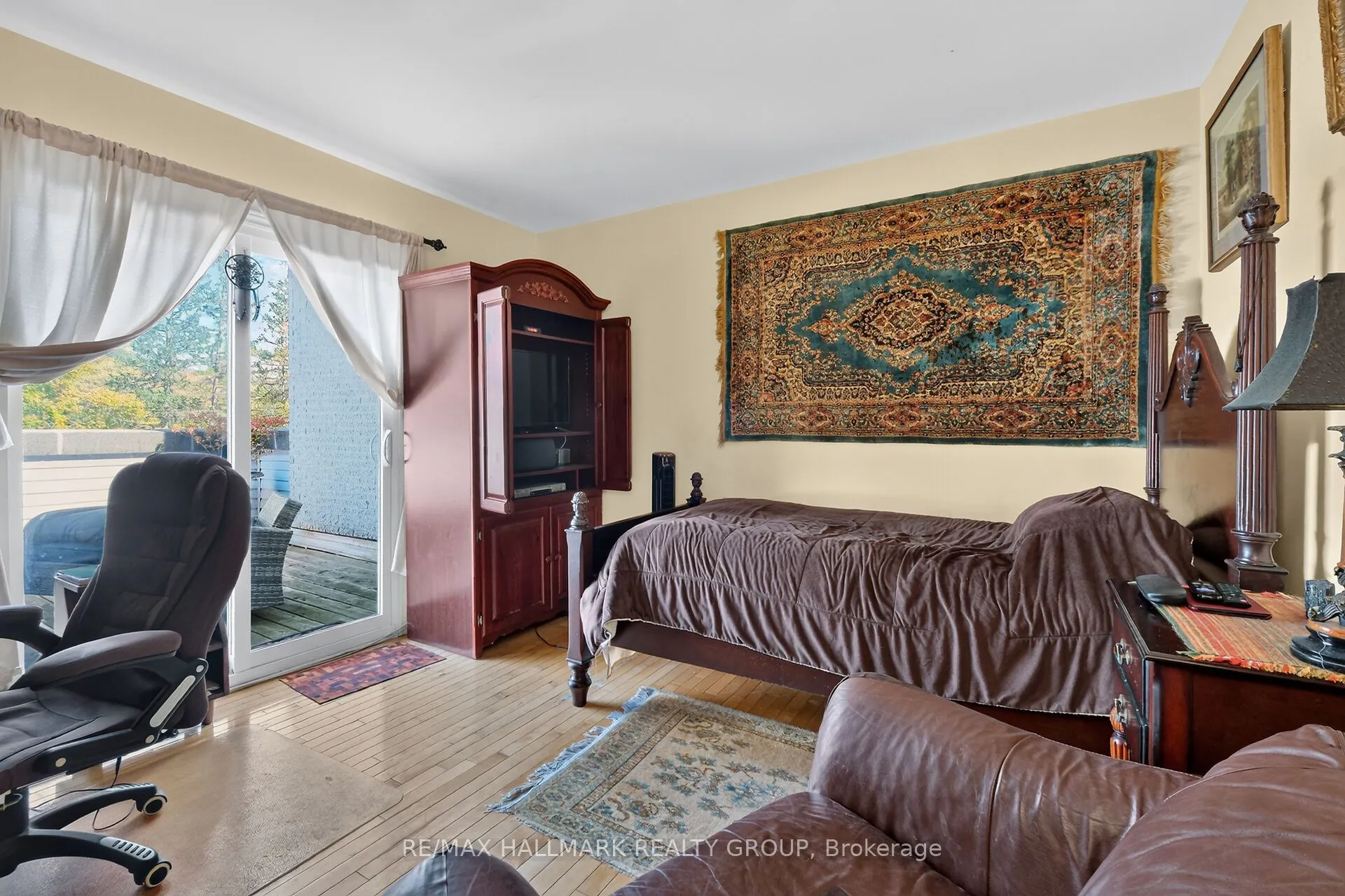 121 Mackay Street #2