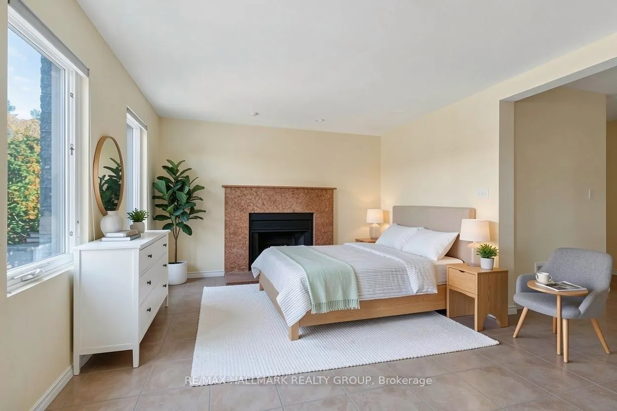 121 Mackay Street #2