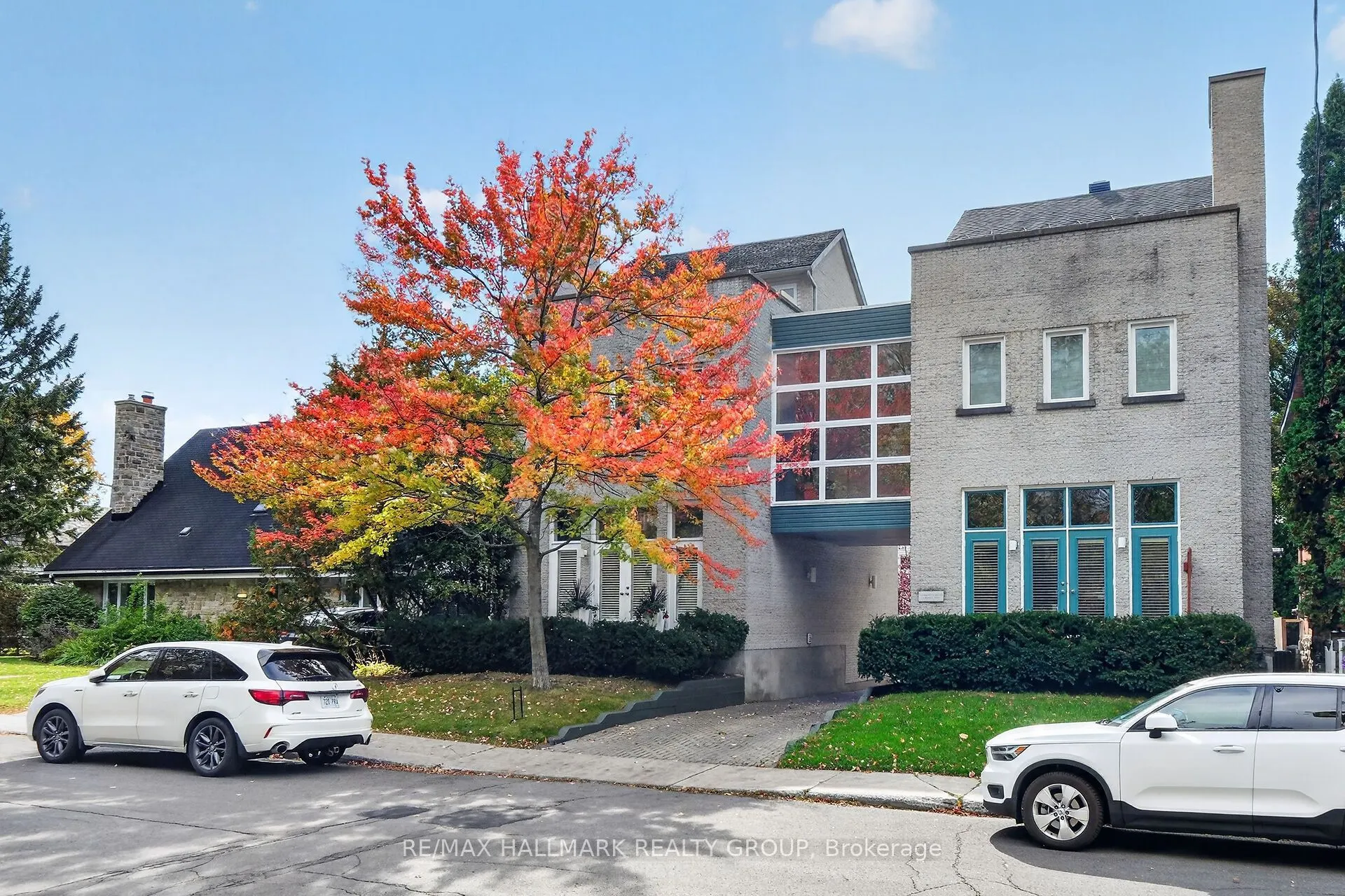 121 Mackay Street #2