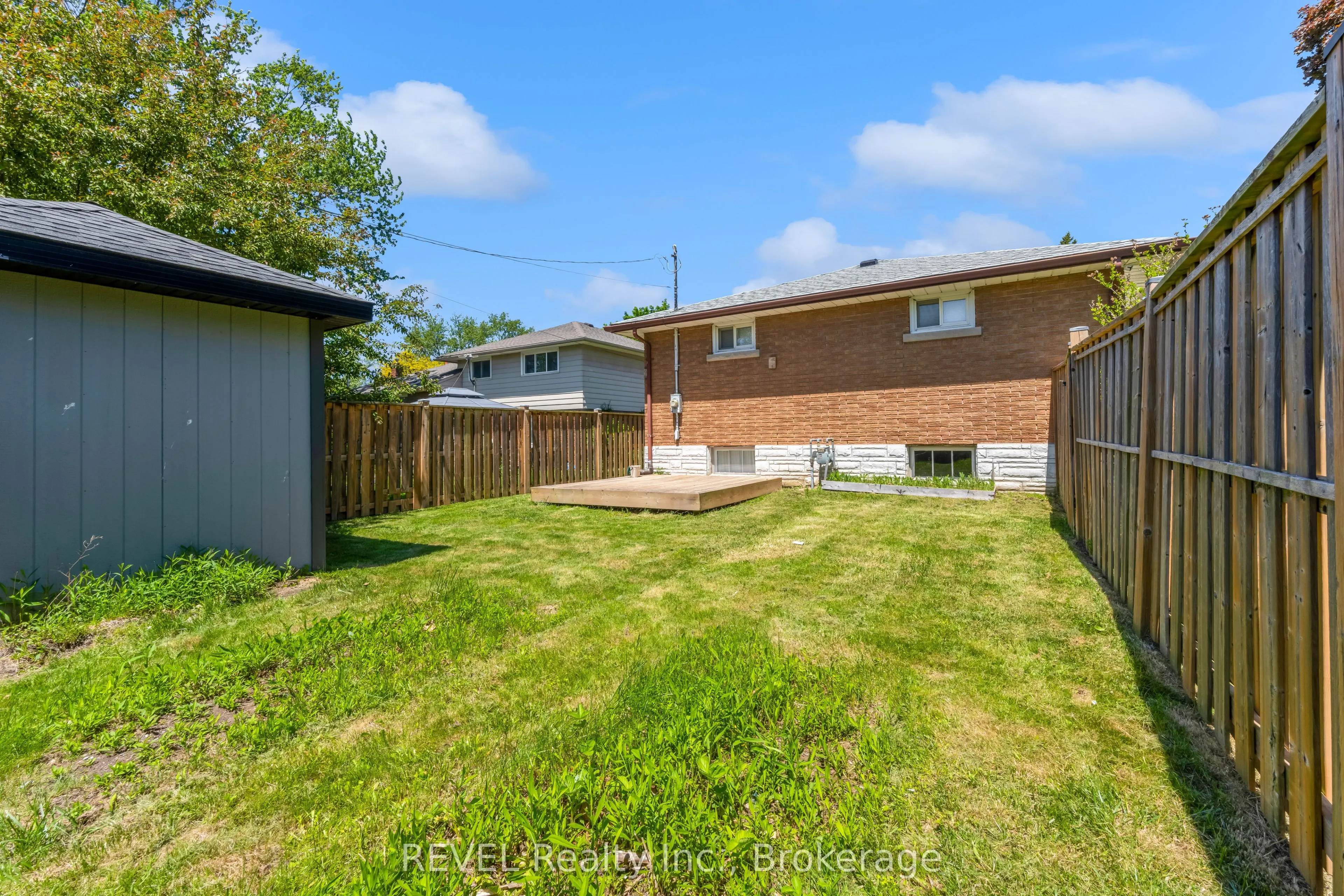 5 Armour Drive
