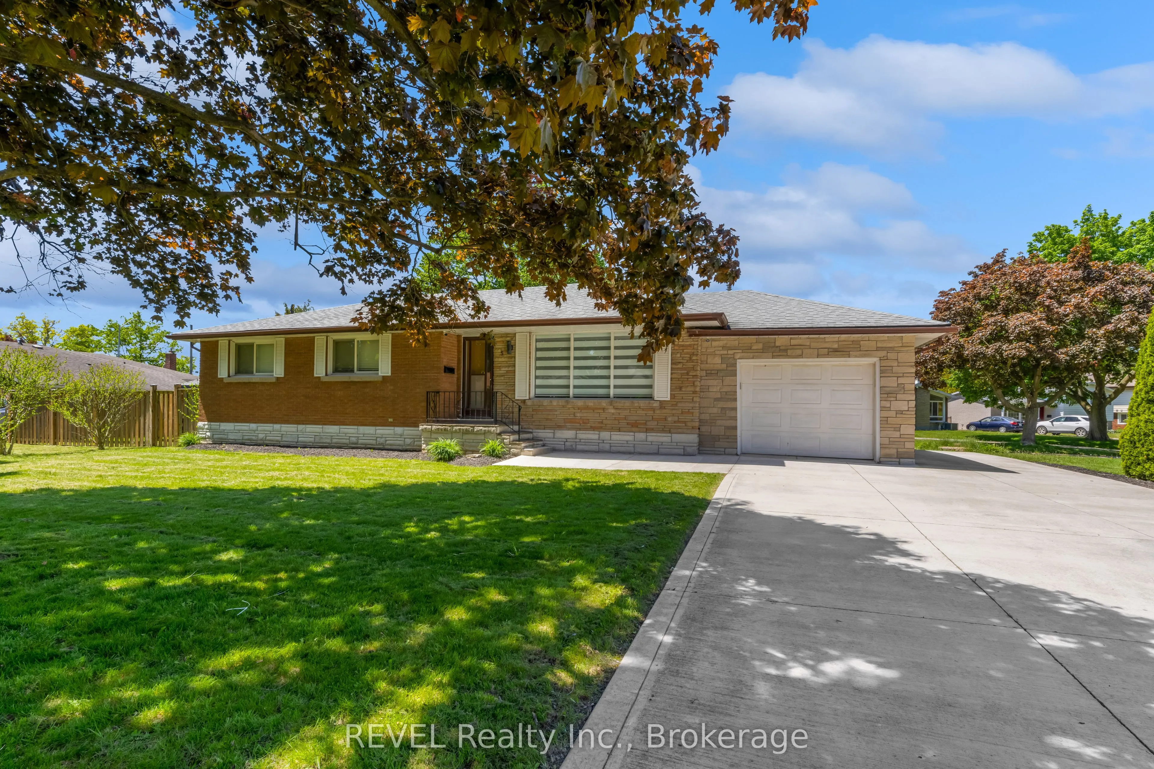 5 Armour Drive