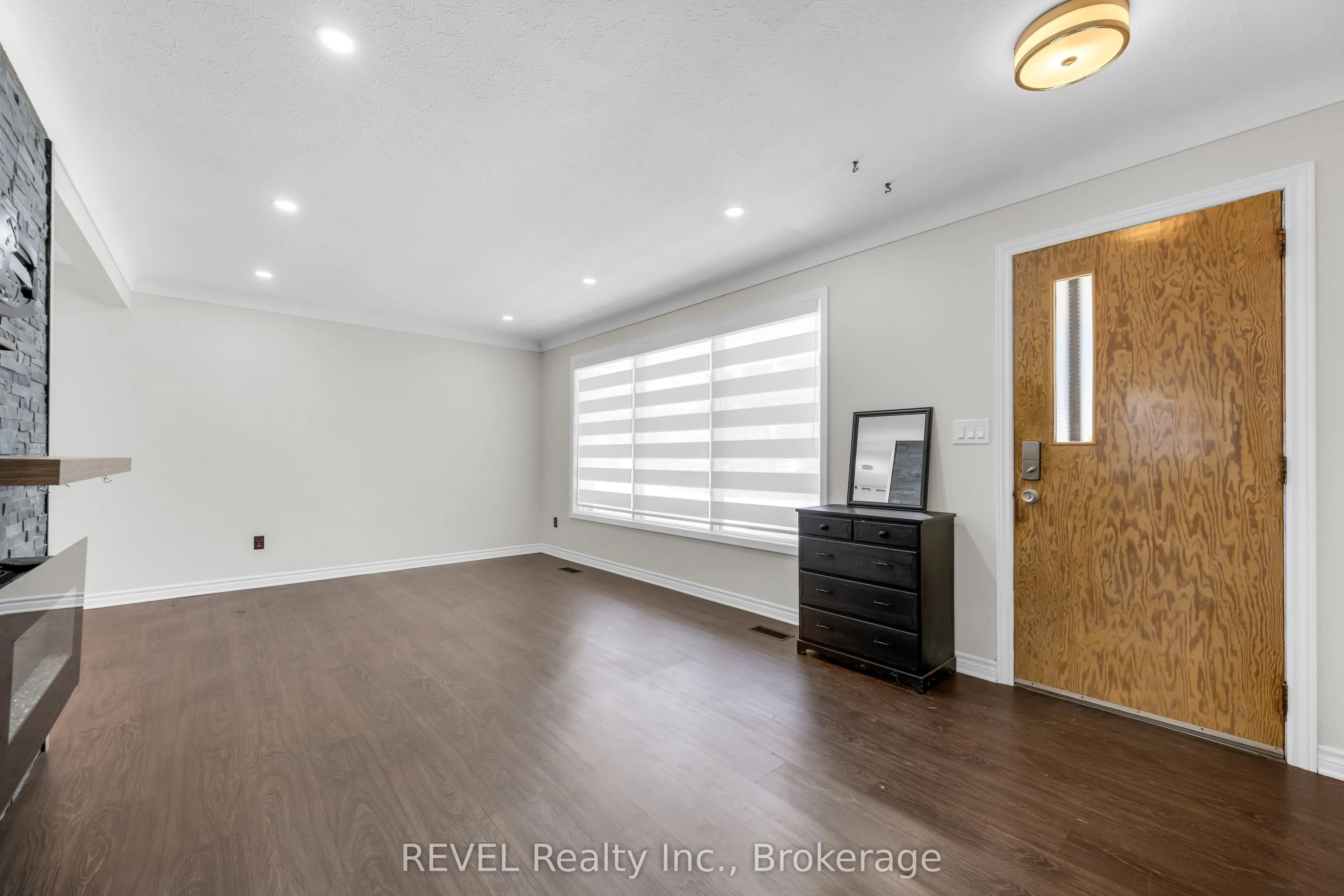 5 Armour Drive