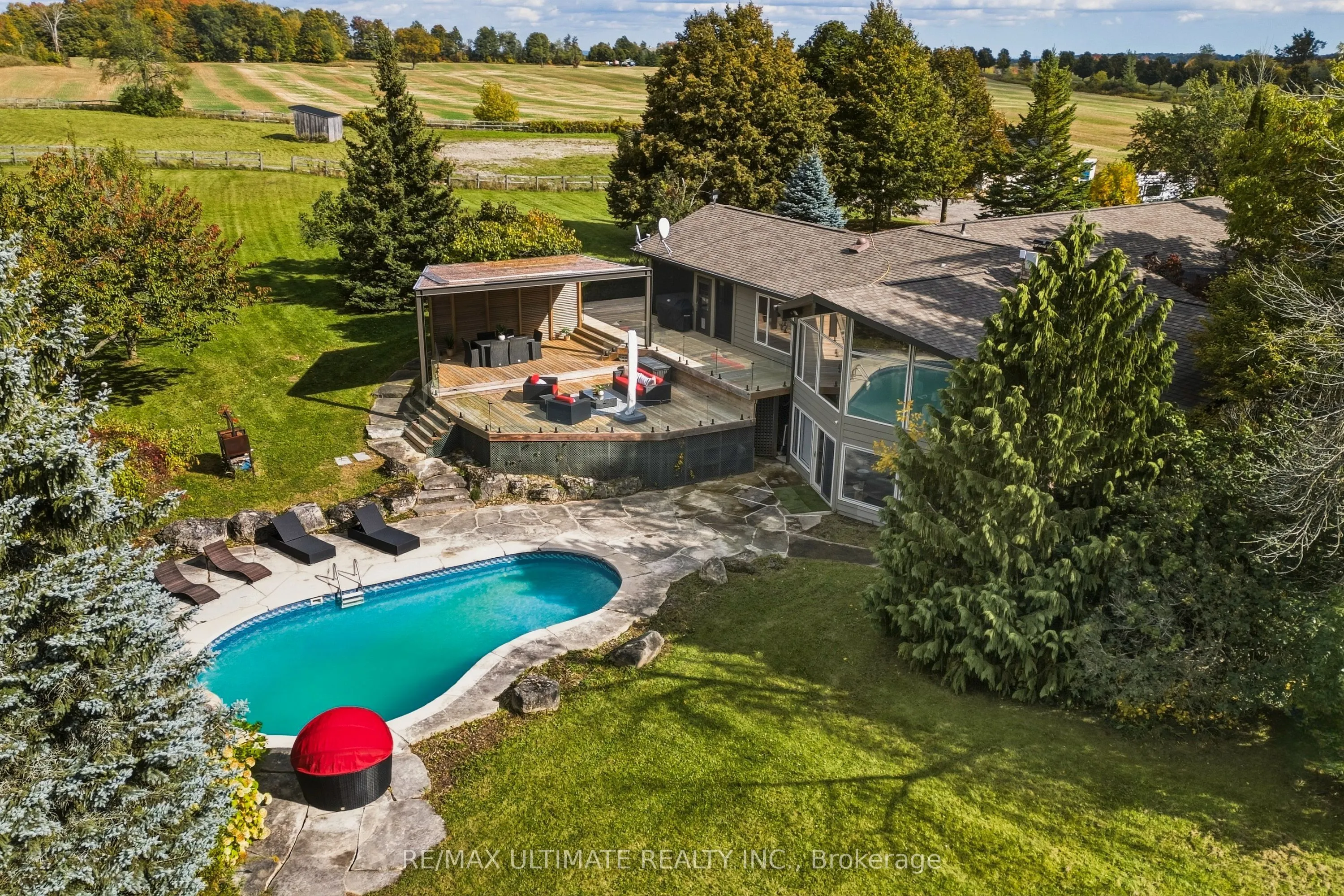 873421 5th Line Estates