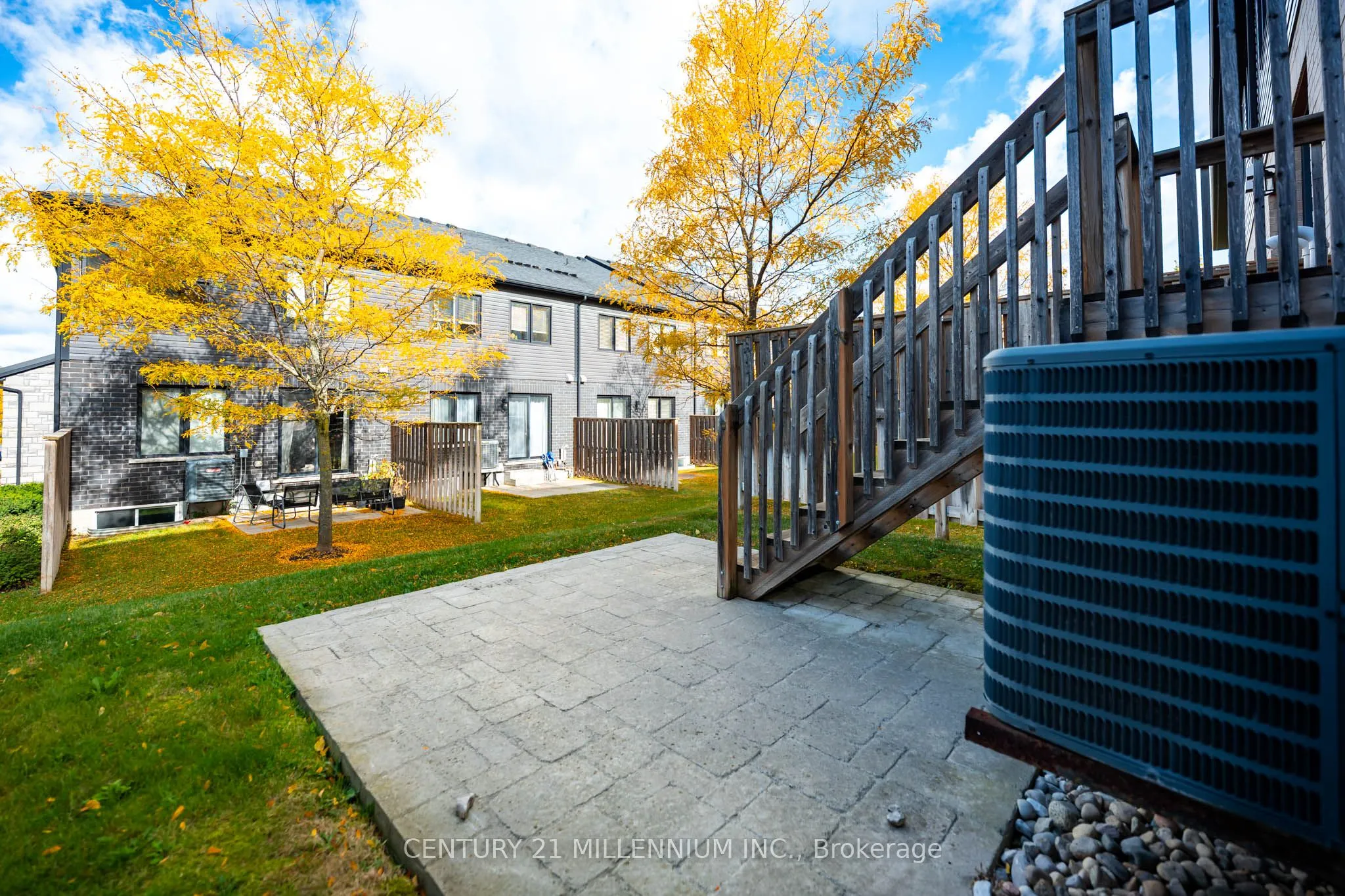 91 Poppy Drive E #18