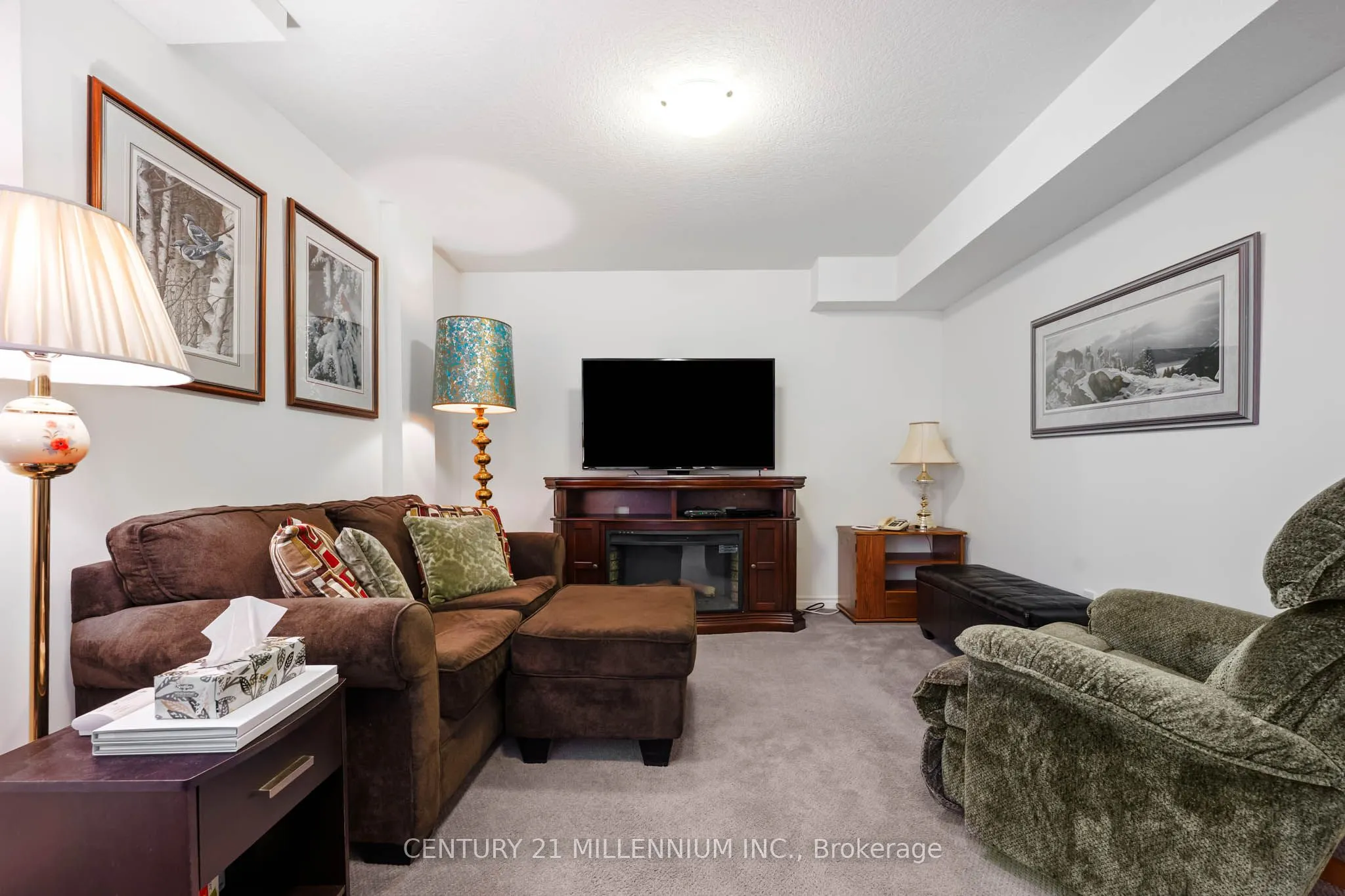 91 Poppy Drive E #18