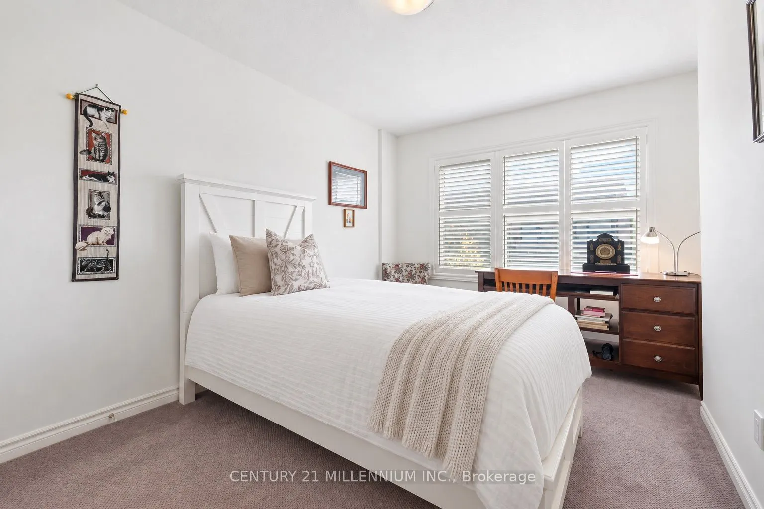 91 Poppy Drive E #18