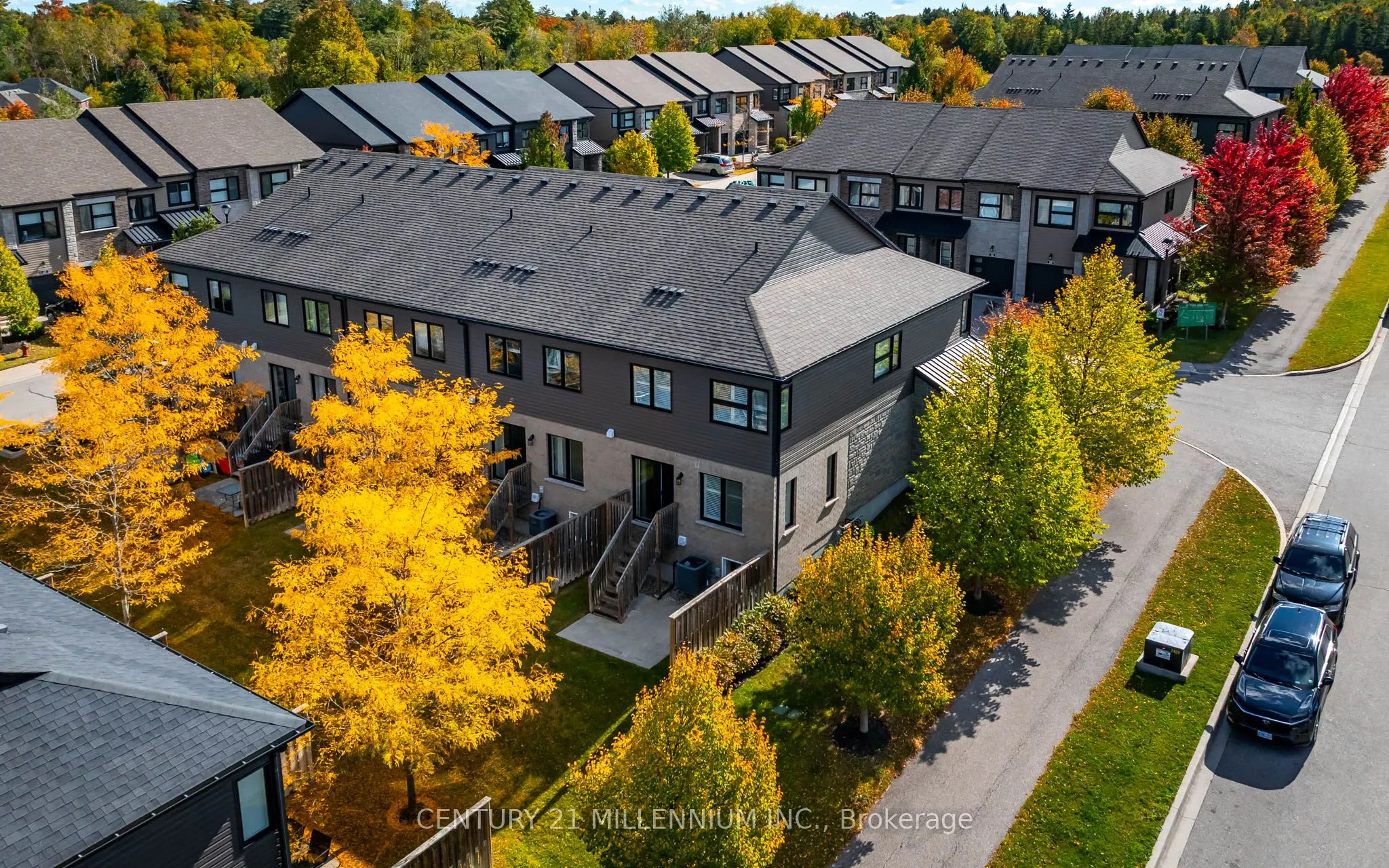 91 Poppy Drive E #18