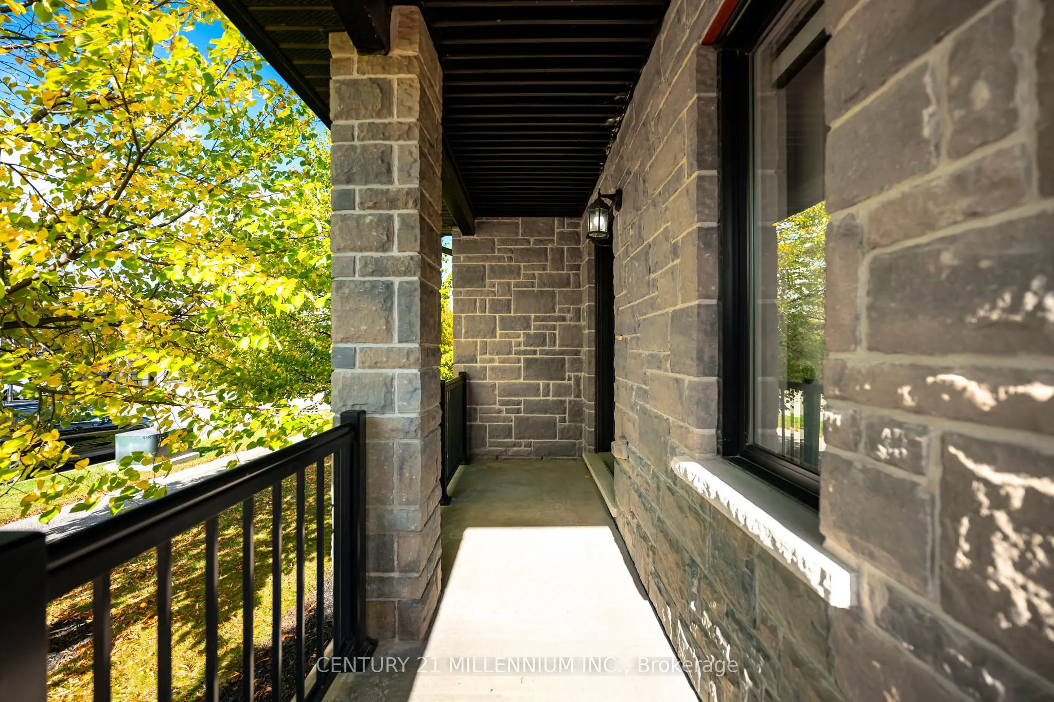 91 Poppy Drive E #18