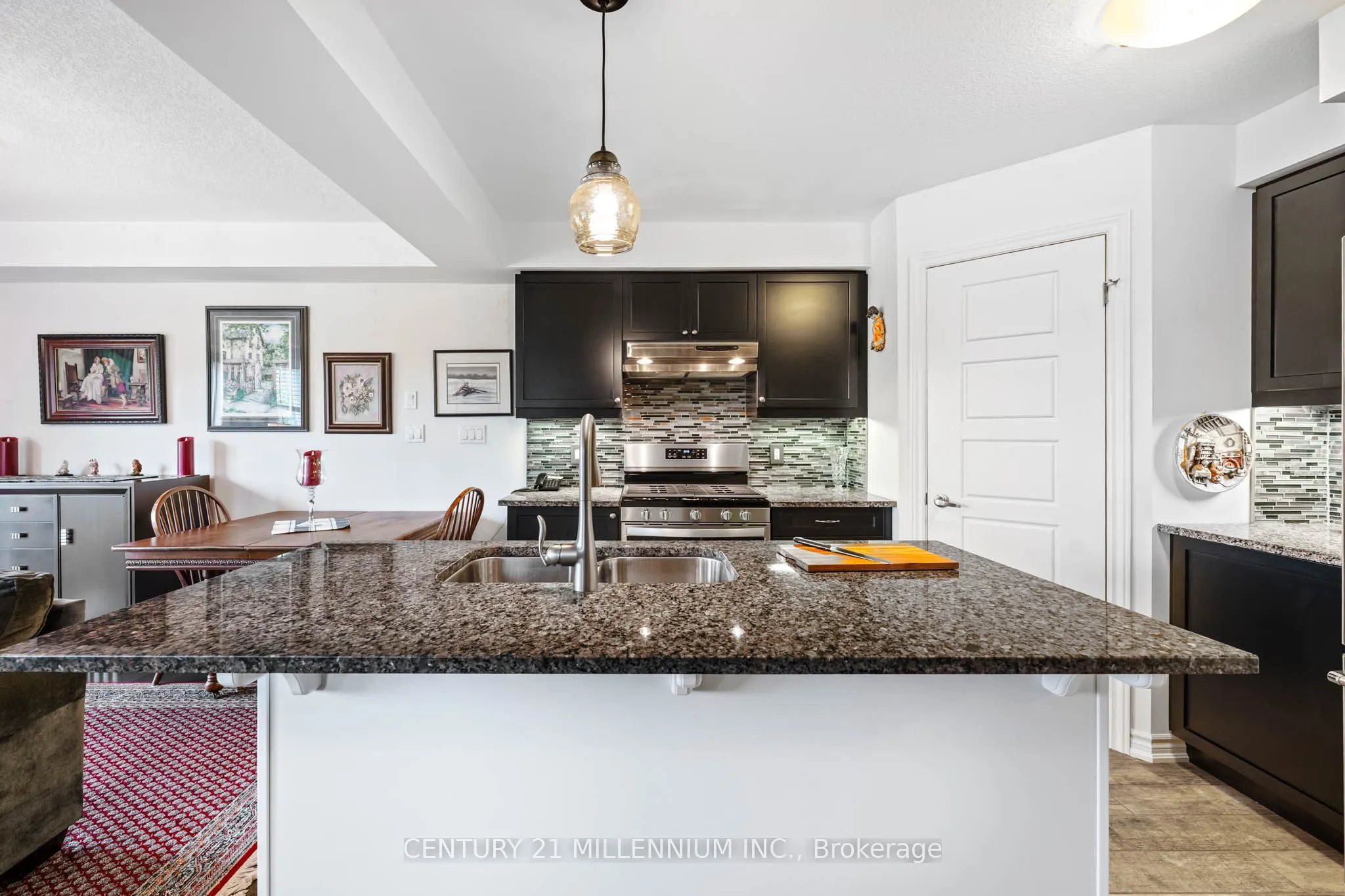 91 Poppy Drive E #18