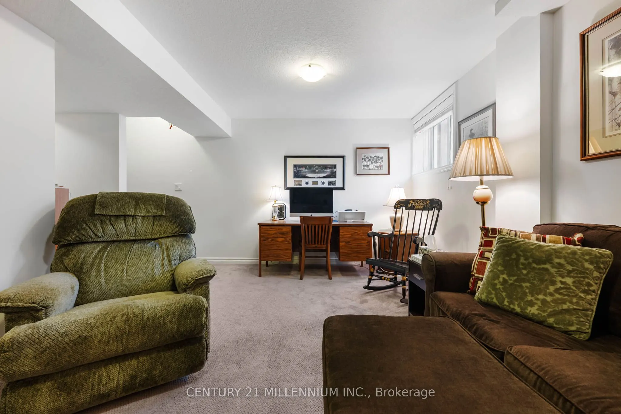 91 Poppy Drive E #18