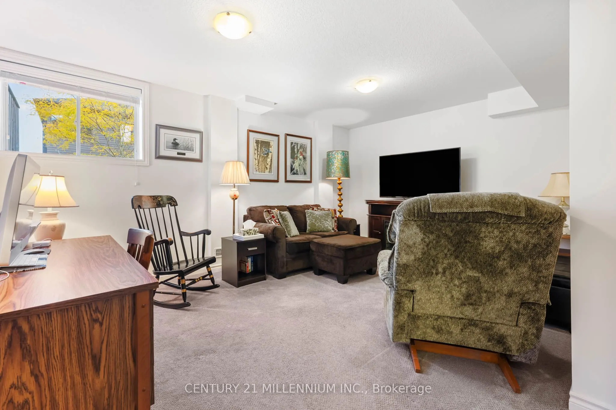 91 Poppy Drive E #18