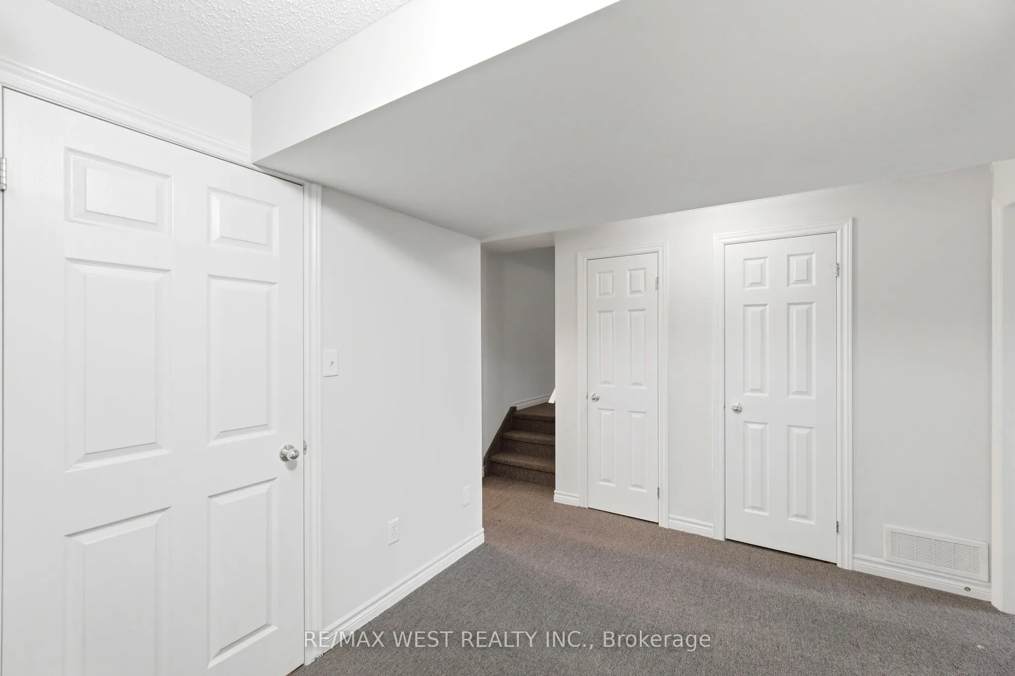 600 Sarnia Road #11