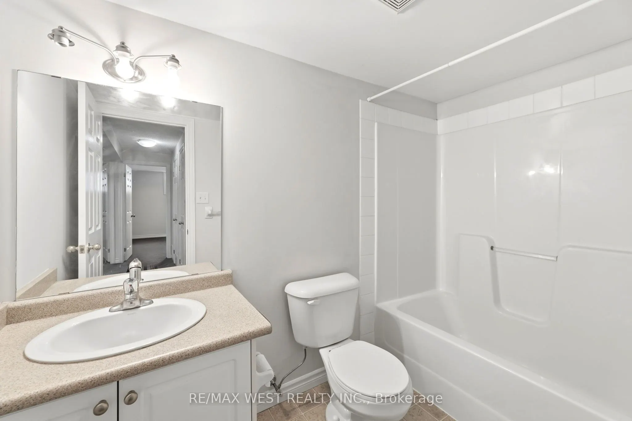 600 Sarnia Road #11