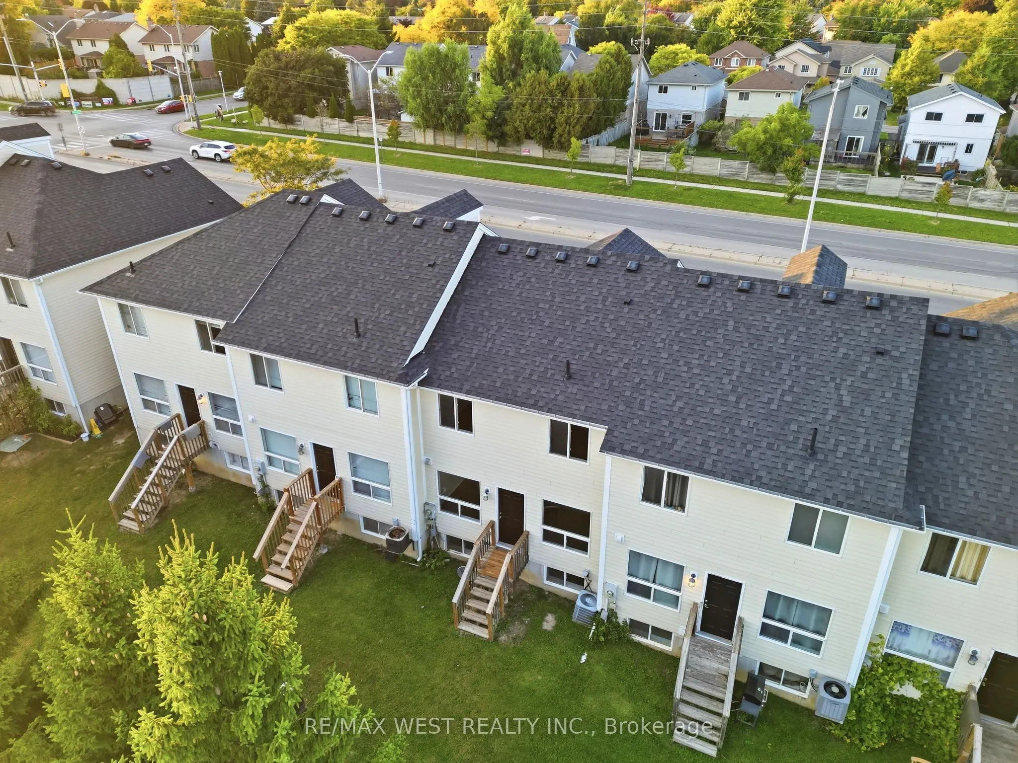 600 Sarnia Road #11