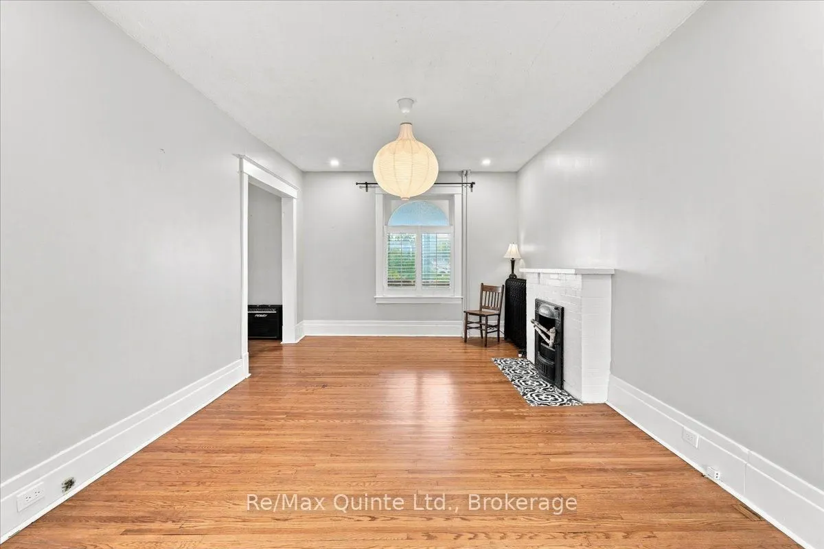 95 Victoria Avenue