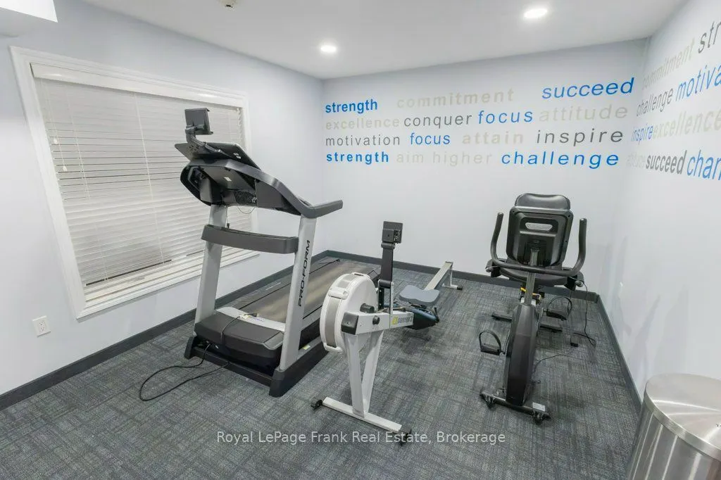 58 Glenelg Street W #103