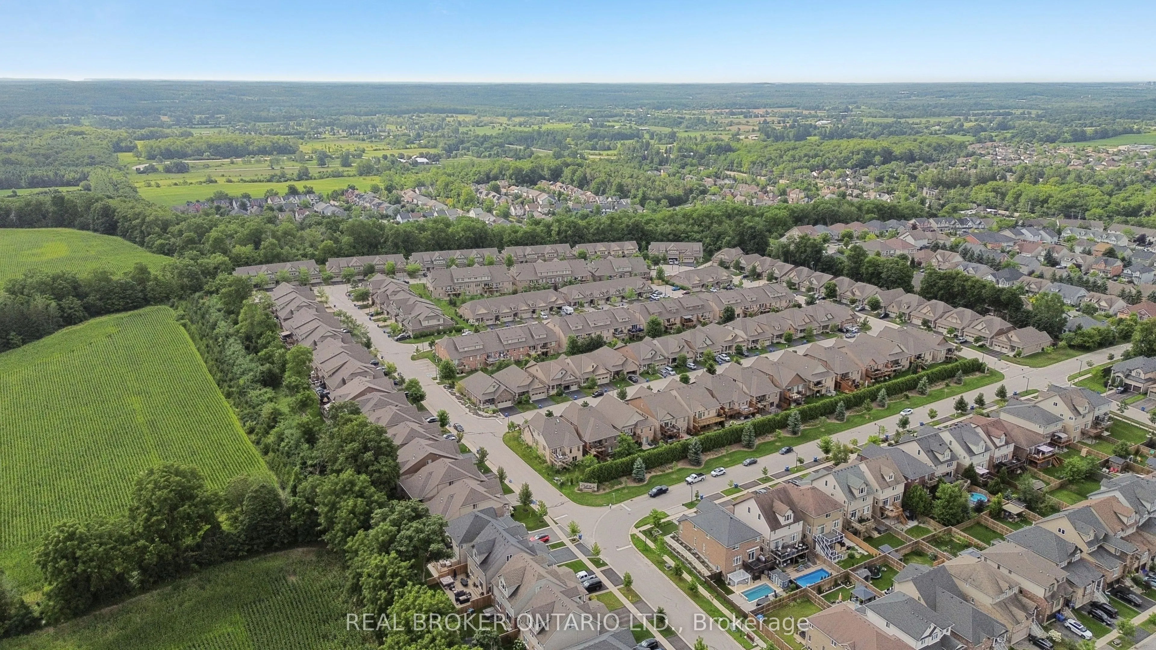 10 Chestnut Drive