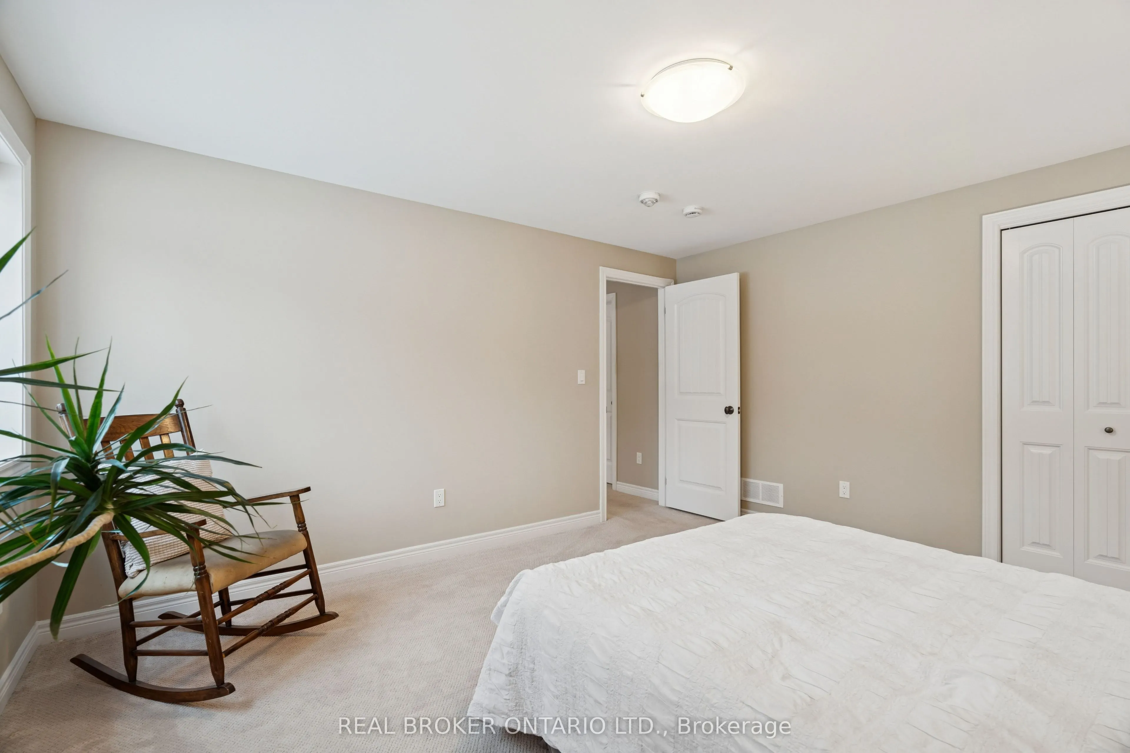 10 Chestnut Drive