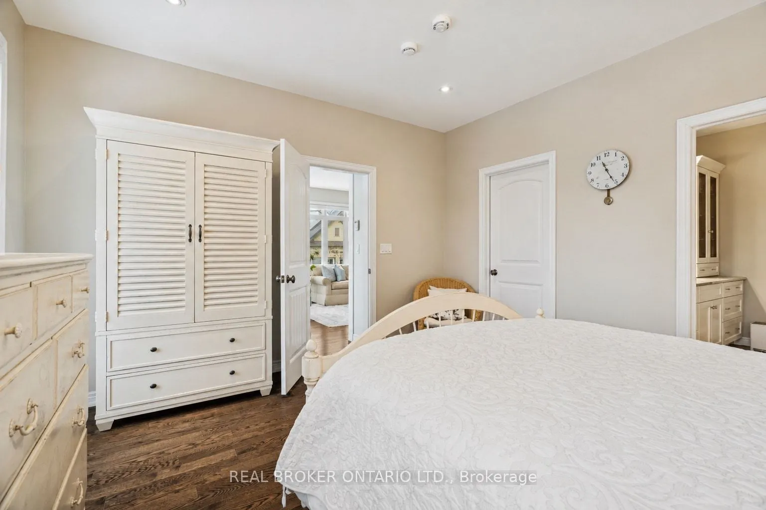 10 Chestnut Drive