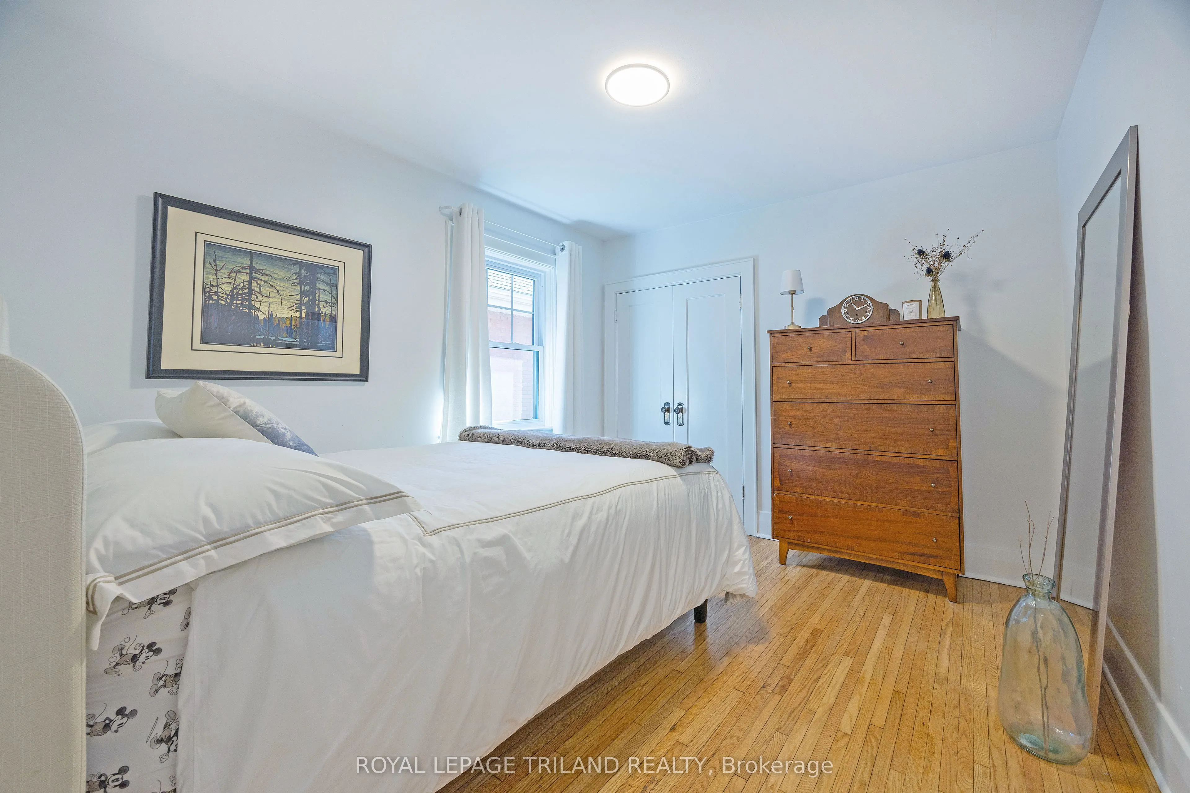 8 McKenzie Avenue