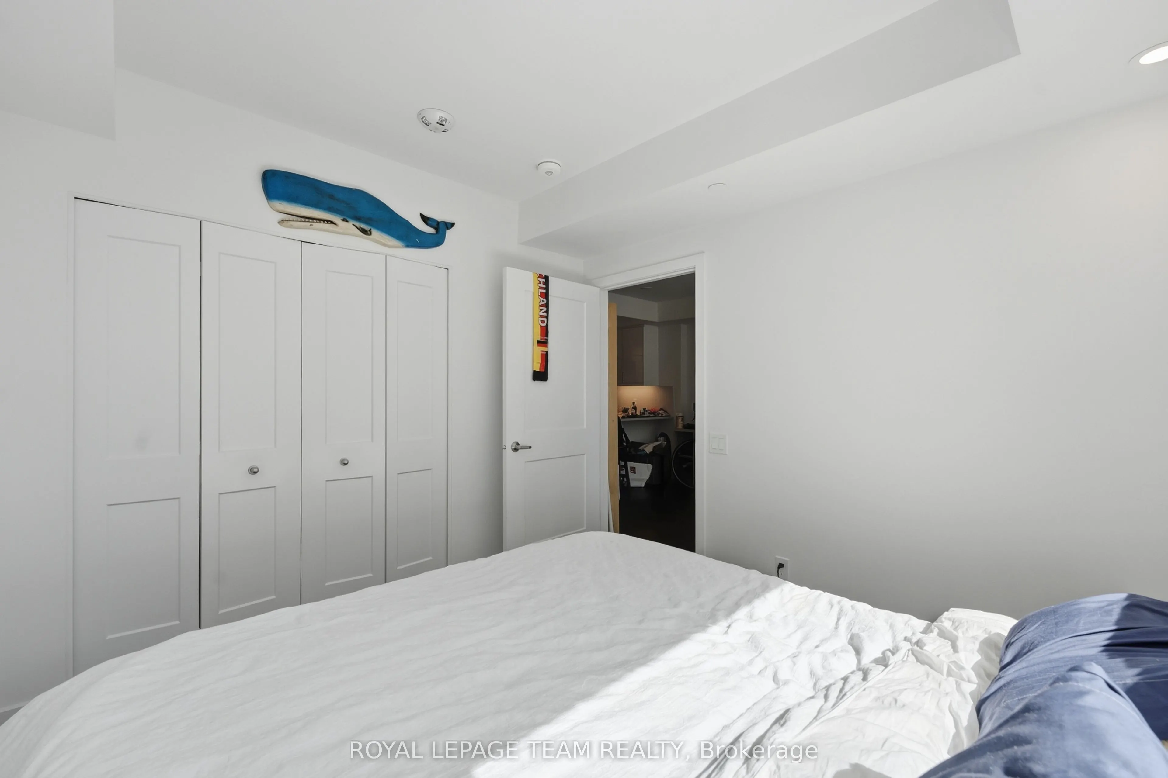 180 George Street #1409