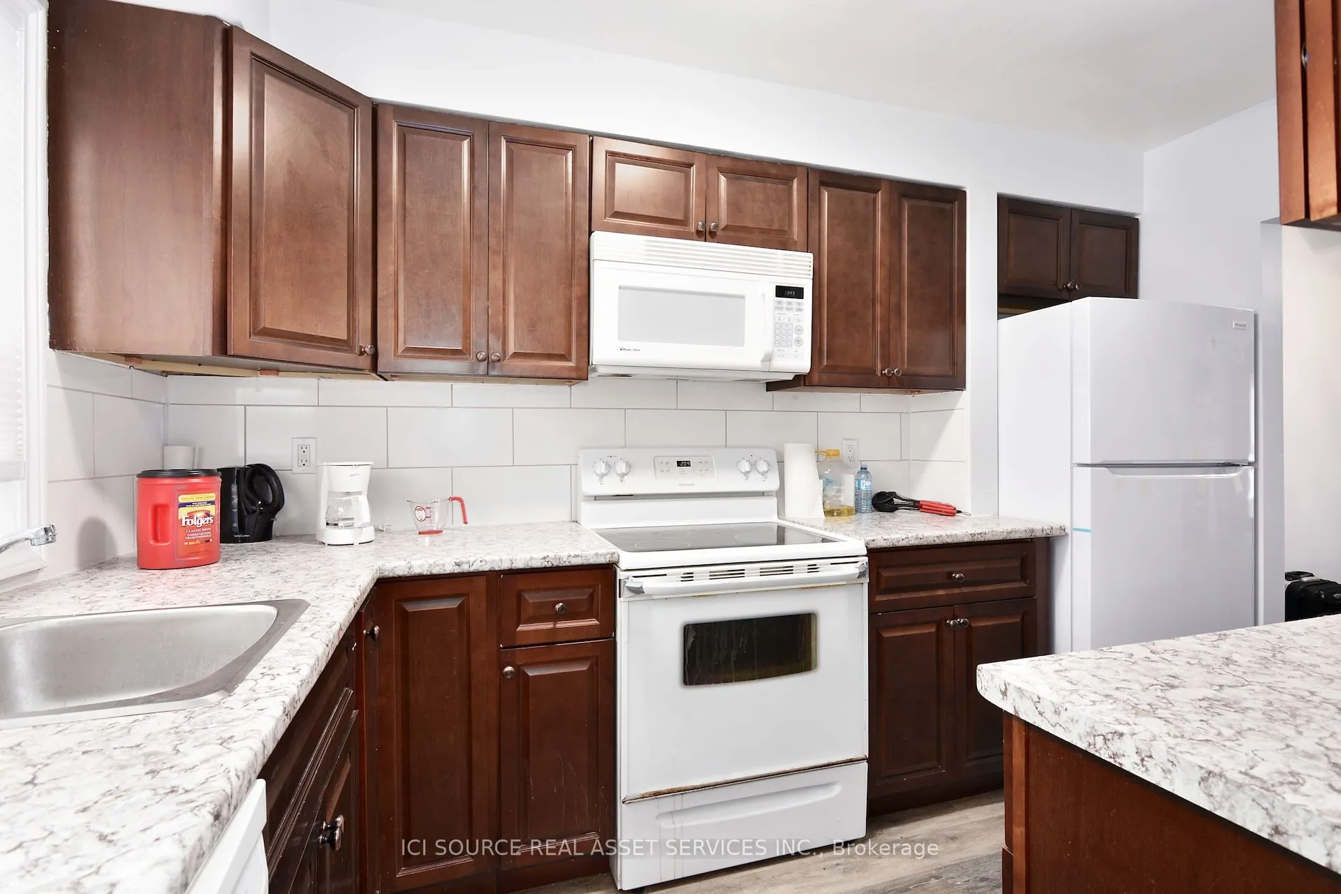 1010 Kipps Lane #11